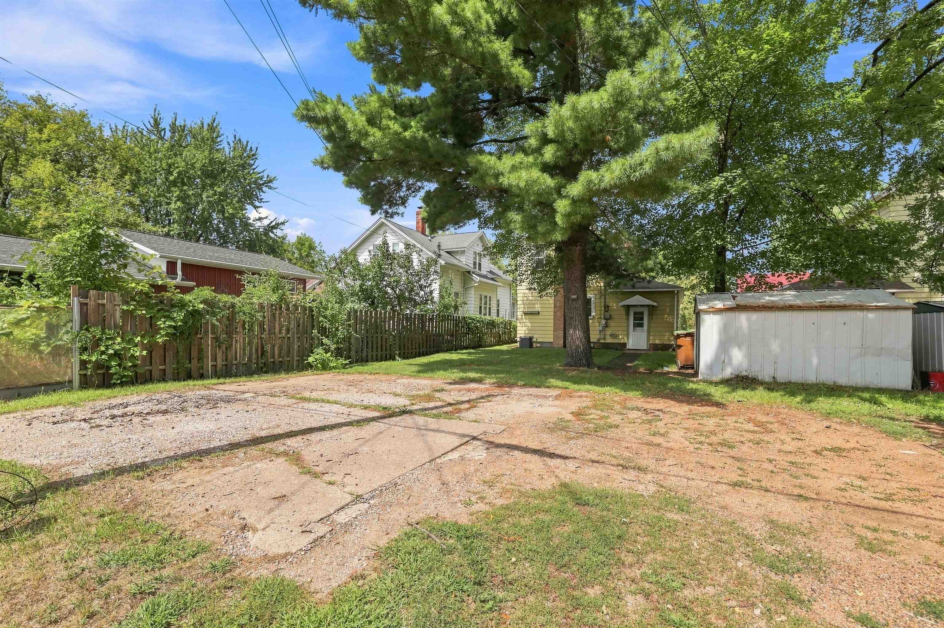 325 WASHINGTON AVENUE, Stevens Point, Wisconsin 54481, 3 Bedrooms Bedrooms, ,1 BathroomBathrooms,Residential,For Sale,325 WASHINGTON AVENUE,22604348