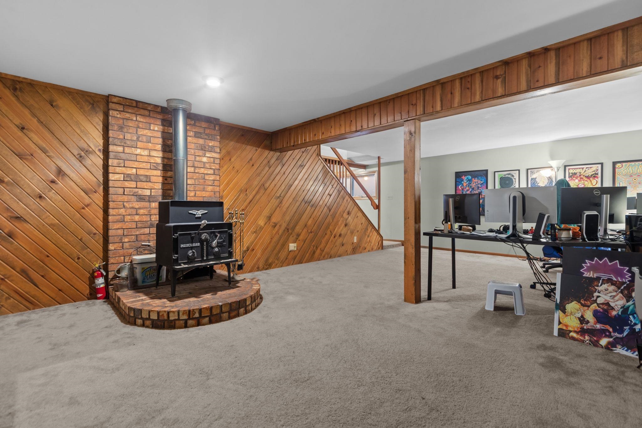 1811 WHISPERING PINE DRIVE, Plover, Wisconsin 54467, 3 Bedrooms Bedrooms, ,2 BathroomsBathrooms,Residential,For Sale,1811 WHISPERING PINE DRIVE,22604349