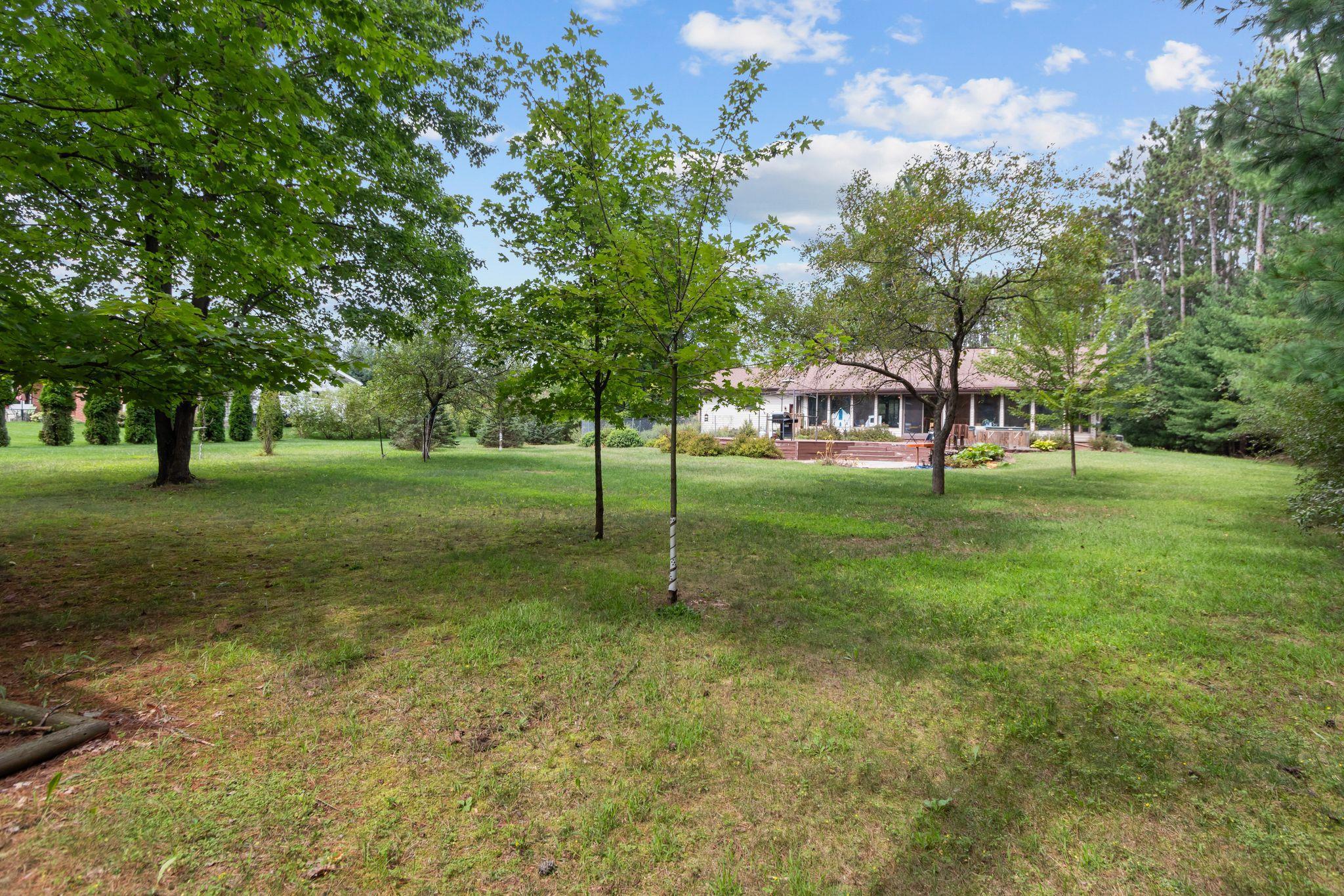 1811 WHISPERING PINE DRIVE, Plover, Wisconsin 54467, 3 Bedrooms Bedrooms, ,2 BathroomsBathrooms,Residential,For Sale,1811 WHISPERING PINE DRIVE,22604349