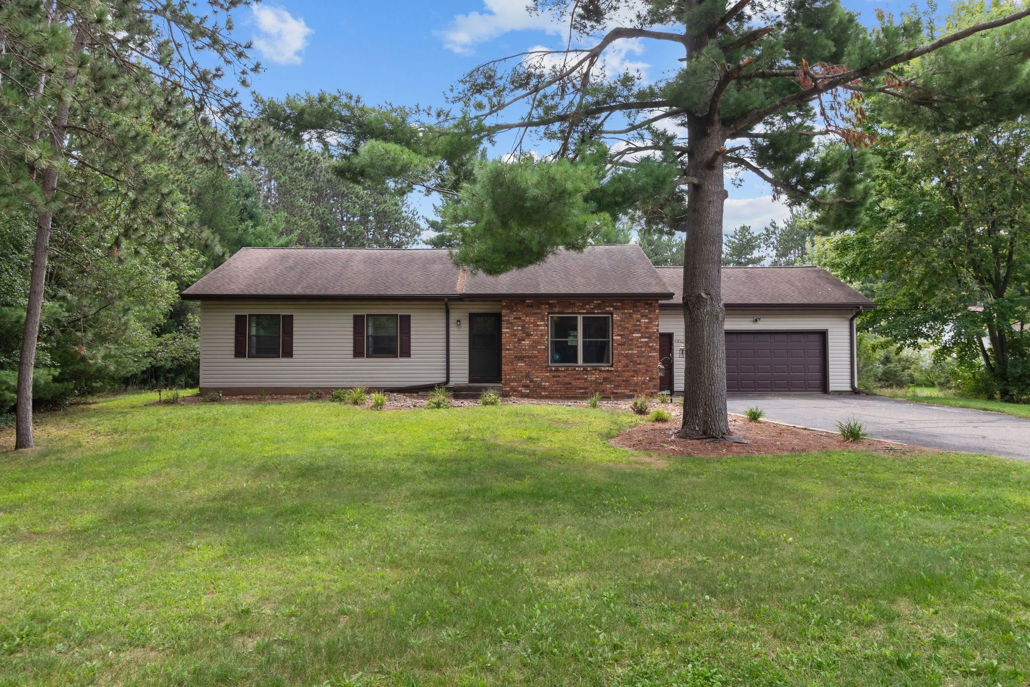 1811 WHISPERING PINE DRIVE, Plover, Wisconsin 54467, 3 Bedrooms Bedrooms, ,2 BathroomsBathrooms,Residential,For Sale,1811 WHISPERING PINE DRIVE,22604349