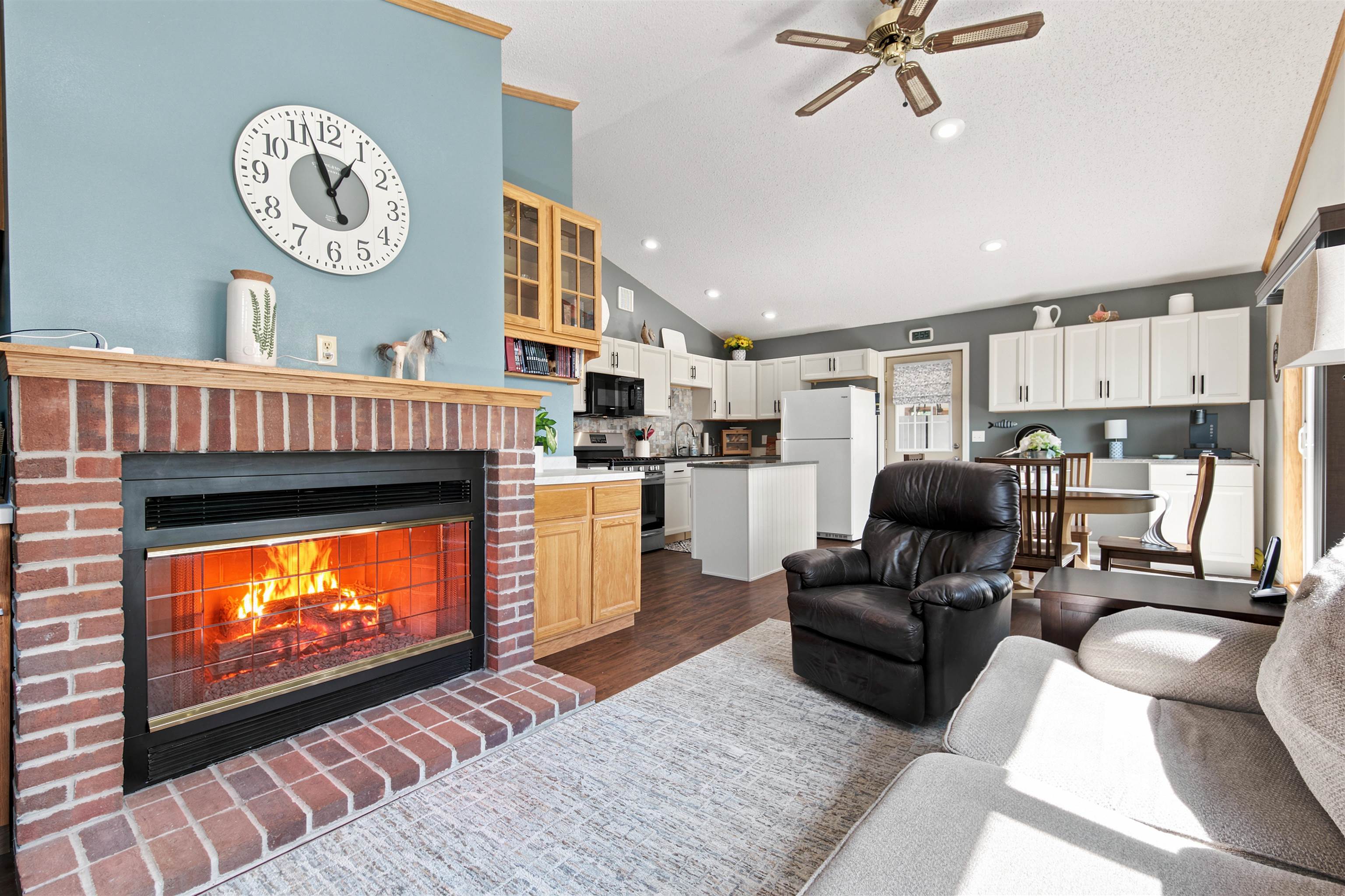 208458 PELICAN BAY DRIVE, Mosinee, Wisconsin 54455, 2 Bedrooms Bedrooms, ,1 BathroomBathrooms,Residential,For Sale,208458 PELICAN BAY DRIVE,22604351