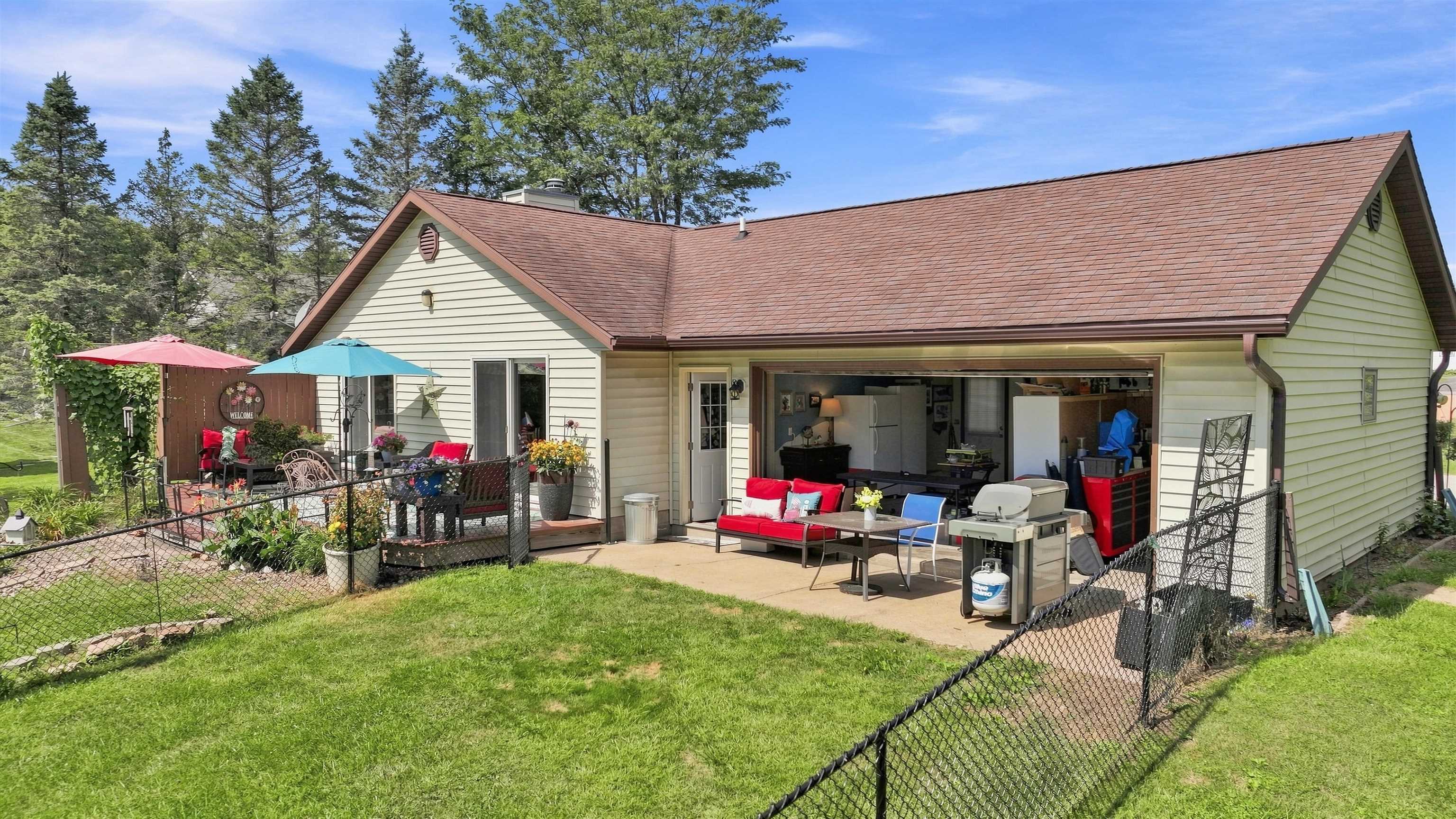 208458 PELICAN BAY DRIVE, Mosinee, Wisconsin 54455, 2 Bedrooms Bedrooms, ,1 BathroomBathrooms,Residential,For Sale,208458 PELICAN BAY DRIVE,22604351