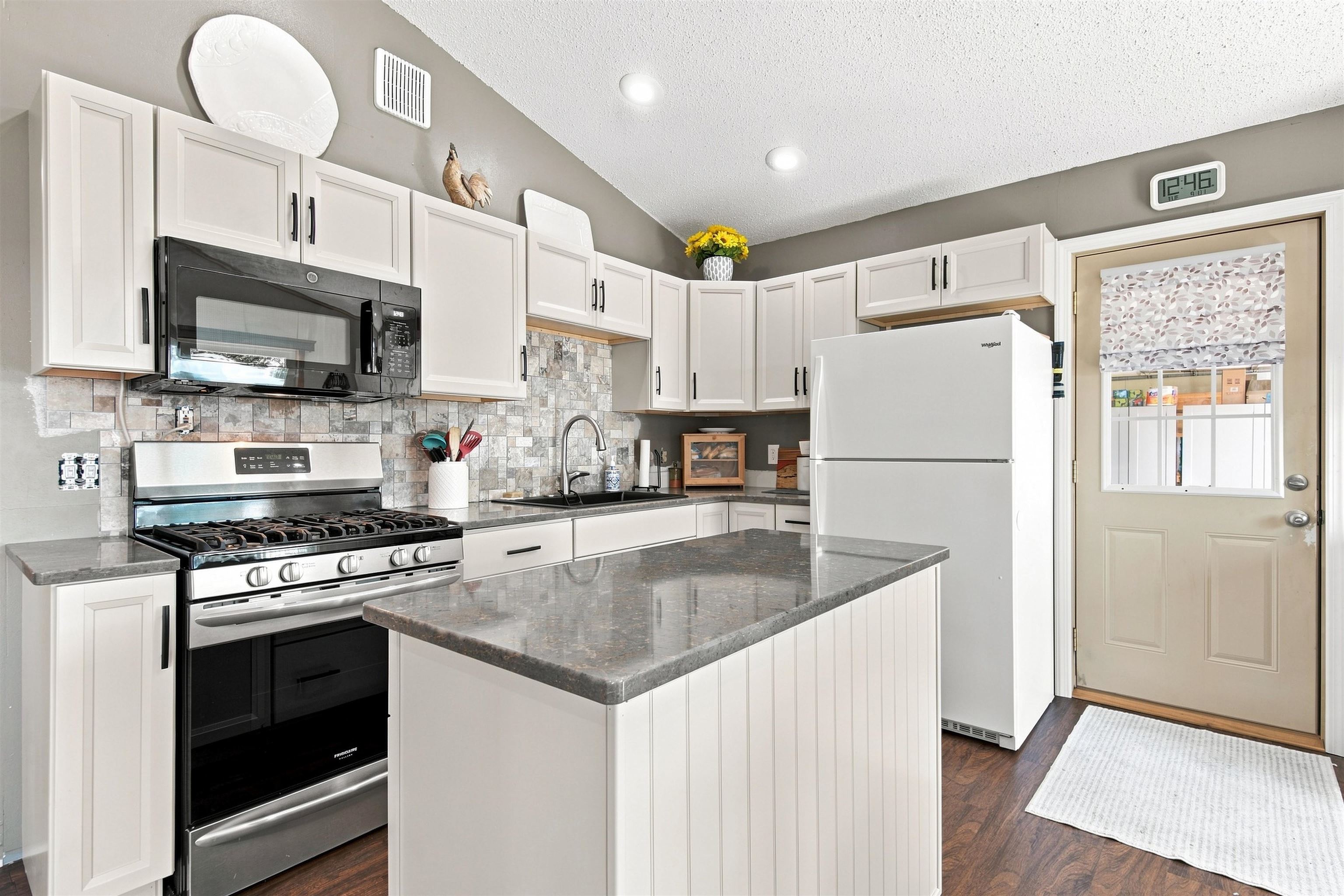 208458 PELICAN BAY DRIVE, Mosinee, Wisconsin 54455, 2 Bedrooms Bedrooms, ,1 BathroomBathrooms,Residential,For Sale,208458 PELICAN BAY DRIVE,22604351