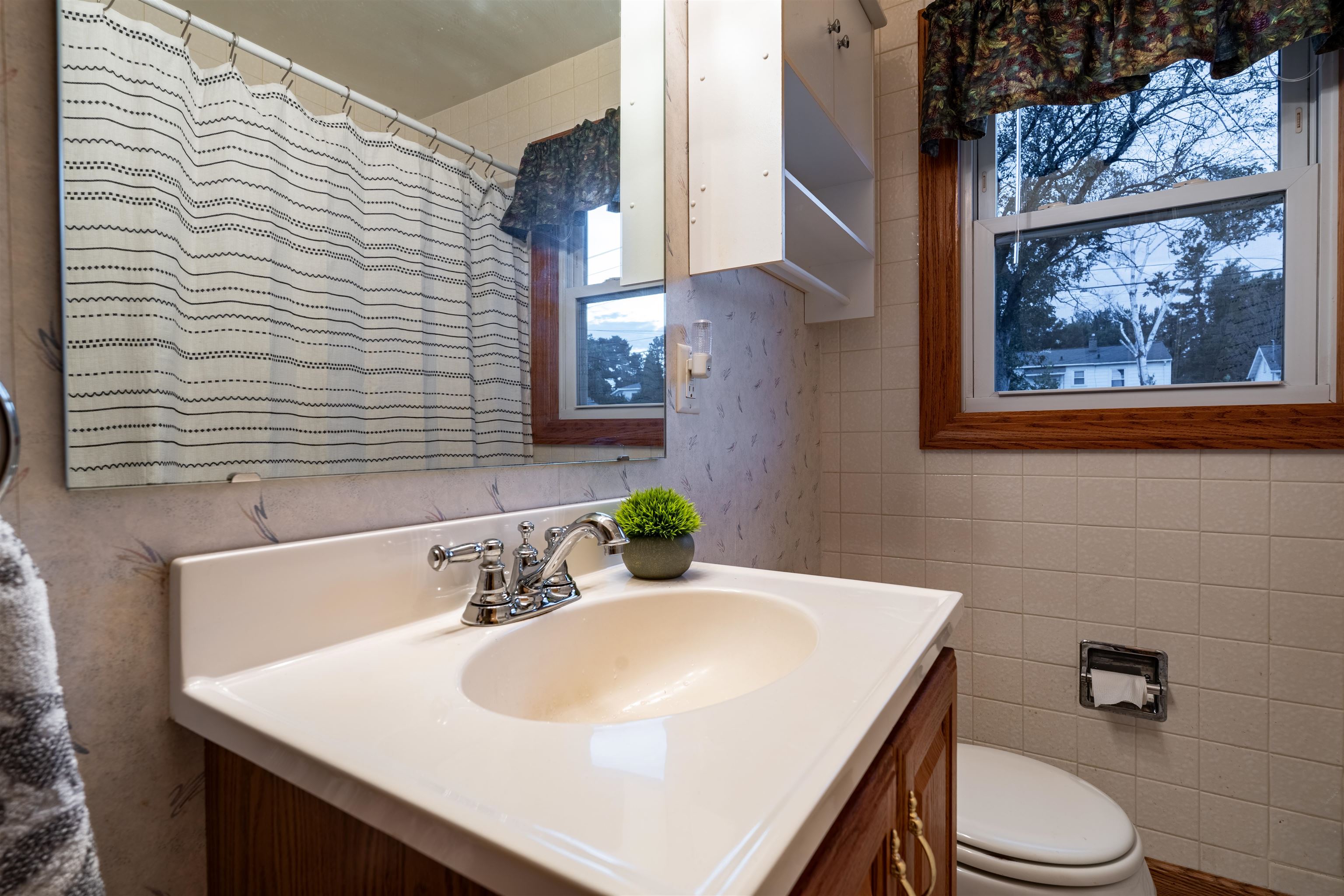 310 N 9TH AVENUE, Wausau, Wisconsin 54401, 2 Bedrooms Bedrooms, ,1 BathroomBathrooms,Residential,For Sale,310 N 9TH AVENUE,22604355