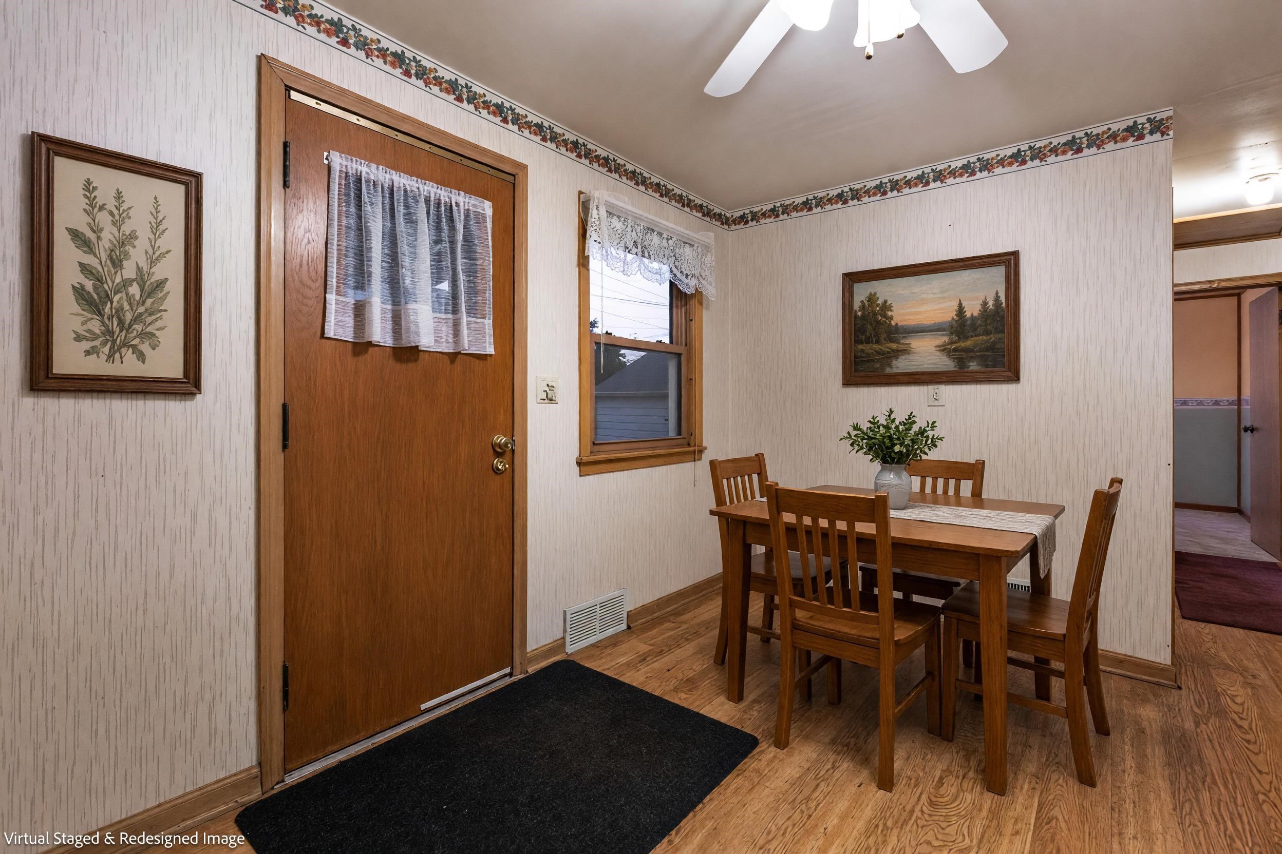 310 N 9TH AVENUE, Wausau, Wisconsin 54401, 2 Bedrooms Bedrooms, ,1 BathroomBathrooms,Residential,For Sale,310 N 9TH AVENUE,22604355