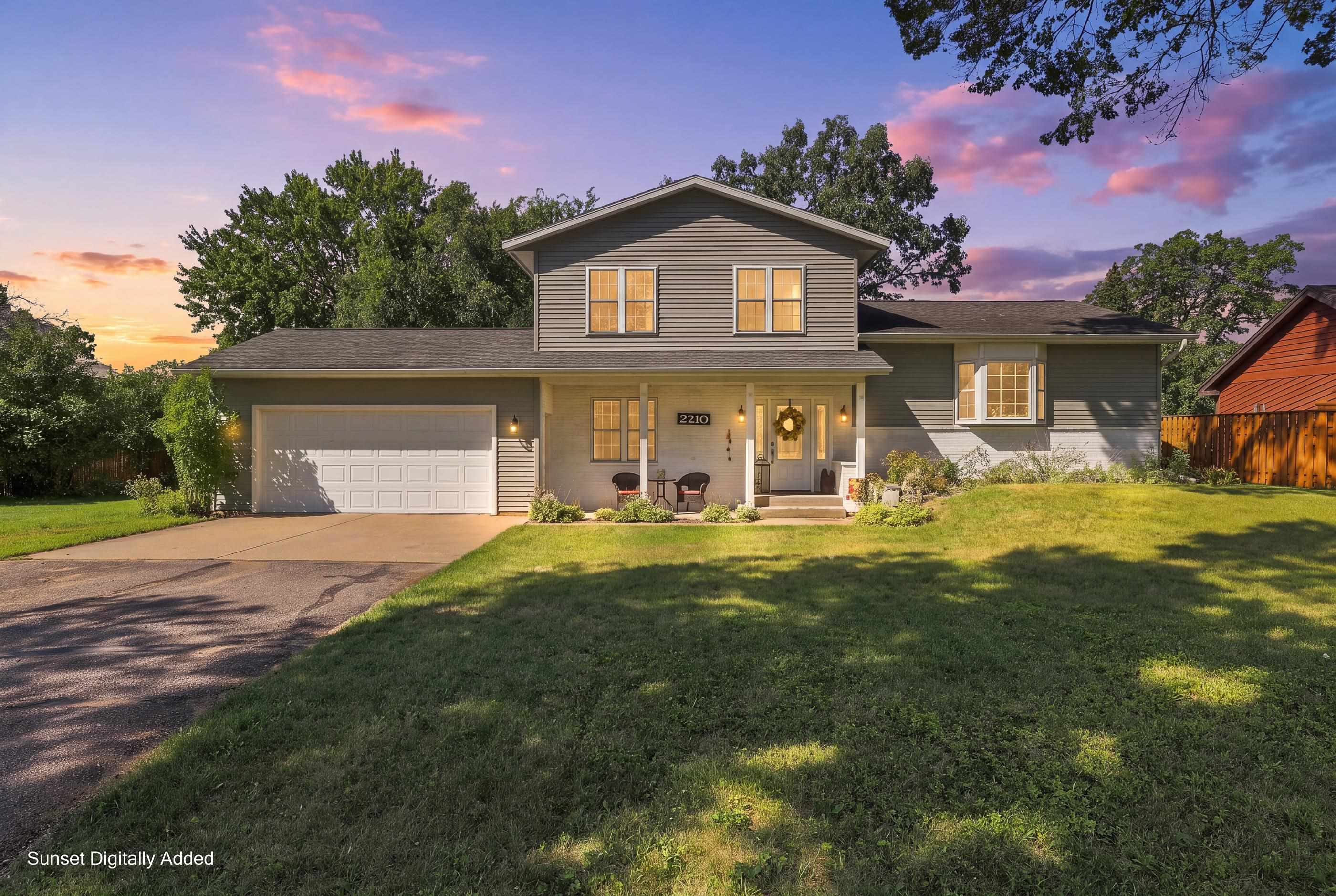 2710 SPRINGVILLE DRIVE, Plover, Wisconsin 54467, 4 Bedrooms Bedrooms, ,2 BathroomsBathrooms,Residential,For Sale,2710 SPRINGVILLE DRIVE,22604358