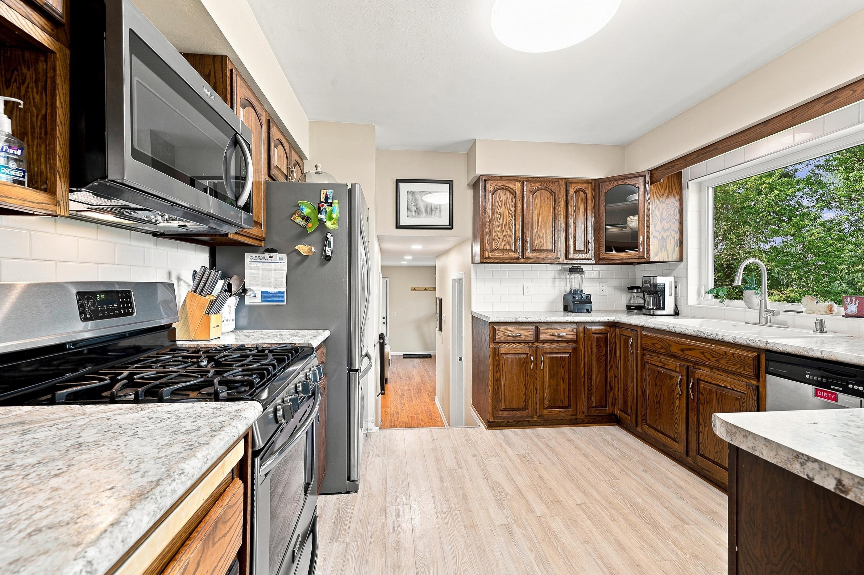 2710 SPRINGVILLE DRIVE, Plover, Wisconsin 54467, 4 Bedrooms Bedrooms, ,2 BathroomsBathrooms,Residential,For Sale,2710 SPRINGVILLE DRIVE,22604358