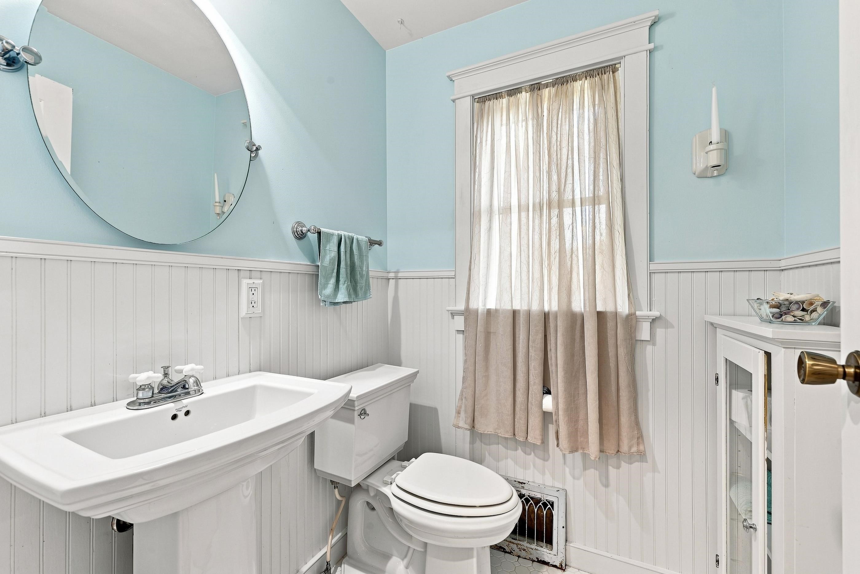 2710 SPRINGVILLE DRIVE, Plover, Wisconsin 54467, 4 Bedrooms Bedrooms, ,2 BathroomsBathrooms,Residential,For Sale,2710 SPRINGVILLE DRIVE,22604358