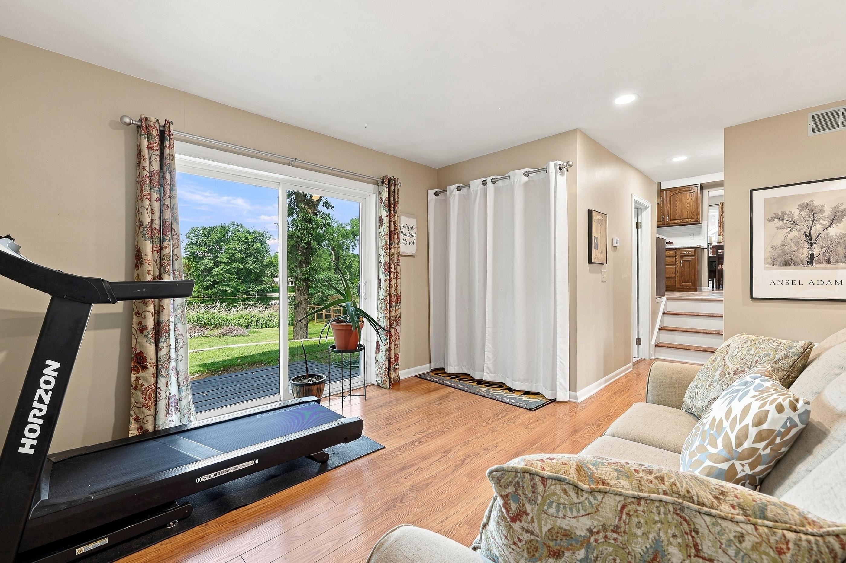 2710 SPRINGVILLE DRIVE, Plover, Wisconsin 54467, 4 Bedrooms Bedrooms, ,2 BathroomsBathrooms,Residential,For Sale,2710 SPRINGVILLE DRIVE,22604358