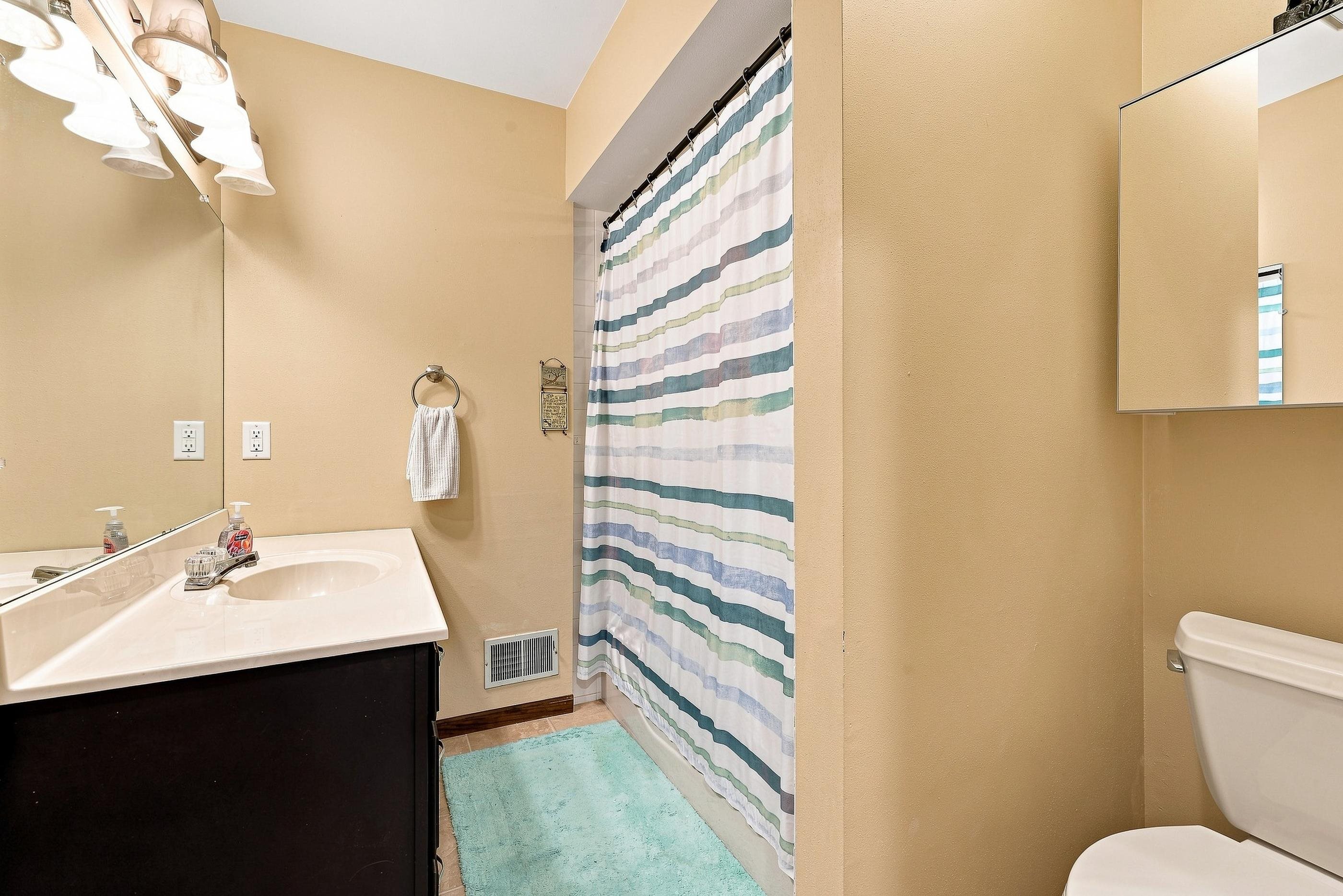 2710 SPRINGVILLE DRIVE, Plover, Wisconsin 54467, 4 Bedrooms Bedrooms, ,2 BathroomsBathrooms,Residential,For Sale,2710 SPRINGVILLE DRIVE,22604358