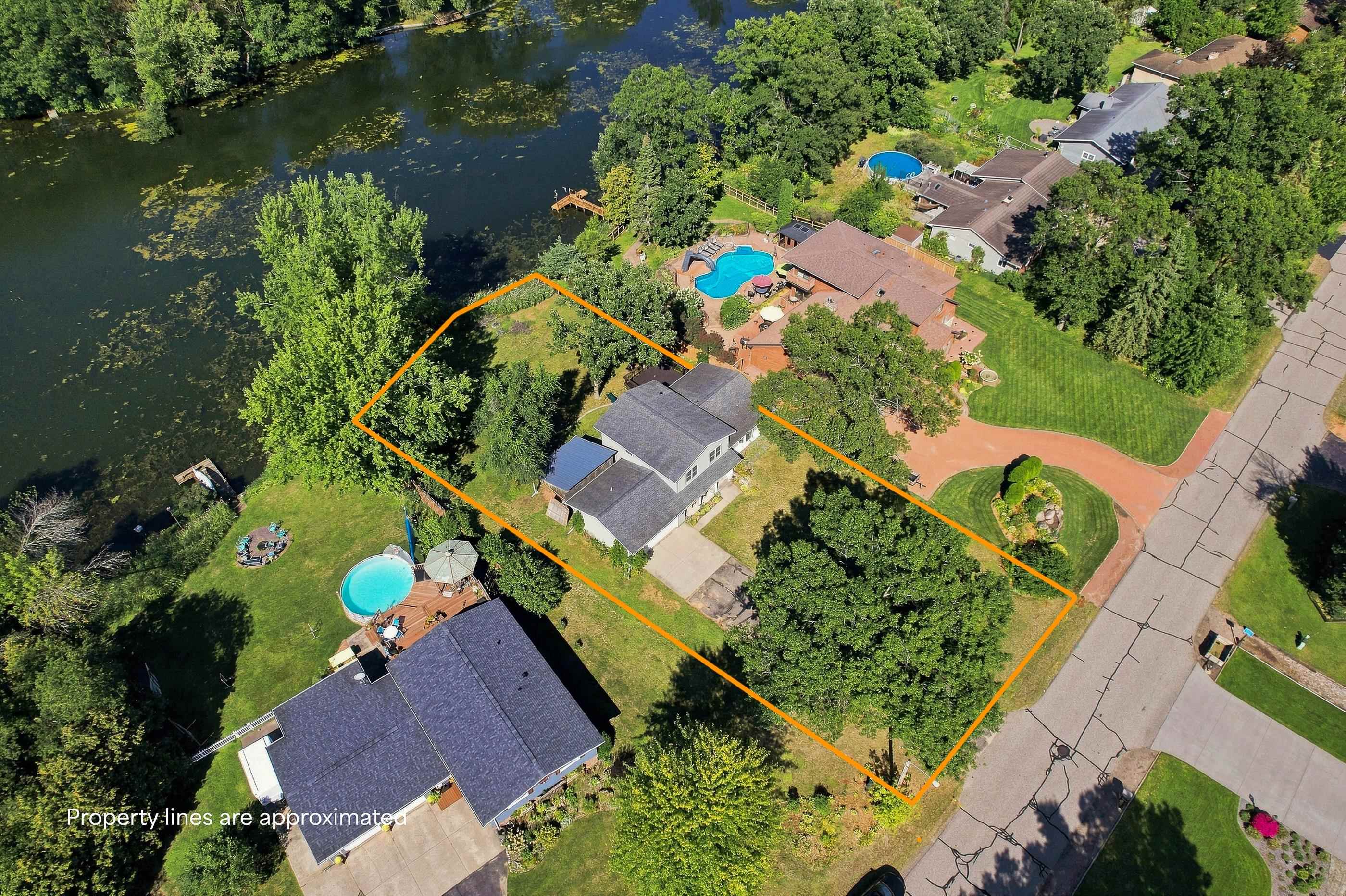2710 SPRINGVILLE DRIVE, Plover, Wisconsin 54467, 4 Bedrooms Bedrooms, ,2 BathroomsBathrooms,Residential,For Sale,2710 SPRINGVILLE DRIVE,22604358