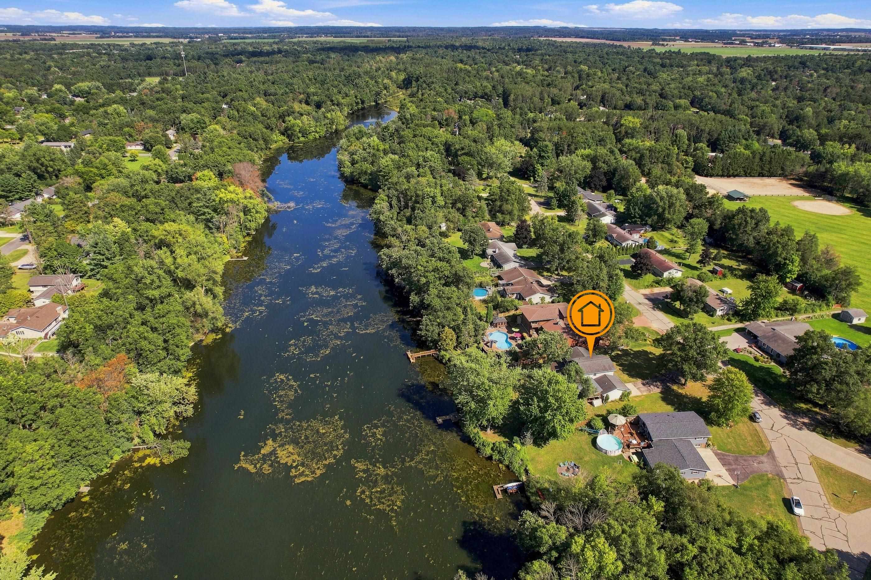 2710 SPRINGVILLE DRIVE, Plover, Wisconsin 54467, 4 Bedrooms Bedrooms, ,2 BathroomsBathrooms,Residential,For Sale,2710 SPRINGVILLE DRIVE,22604358