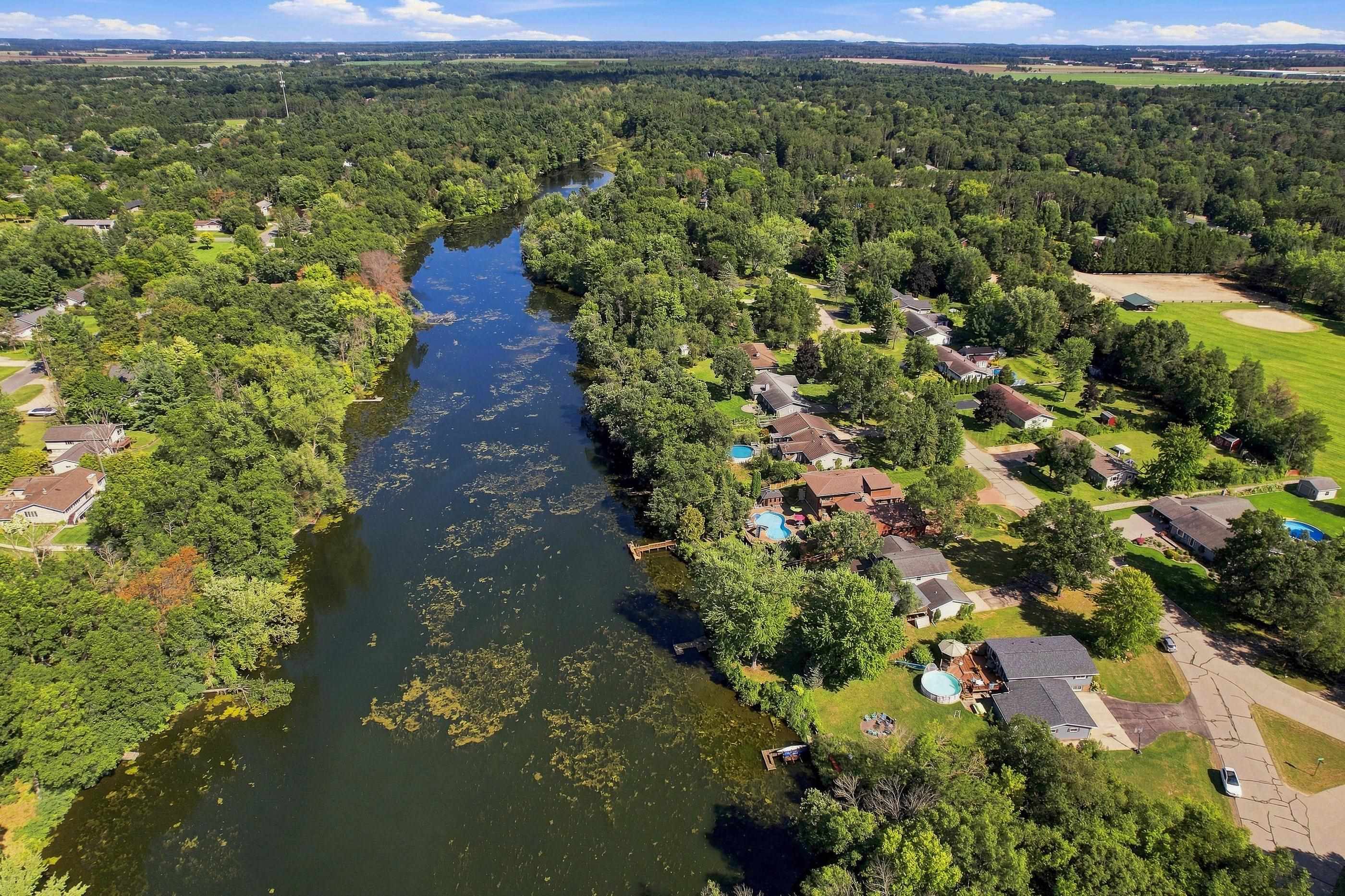2710 SPRINGVILLE DRIVE, Plover, Wisconsin 54467, 4 Bedrooms Bedrooms, ,2 BathroomsBathrooms,Residential,For Sale,2710 SPRINGVILLE DRIVE,22604358
