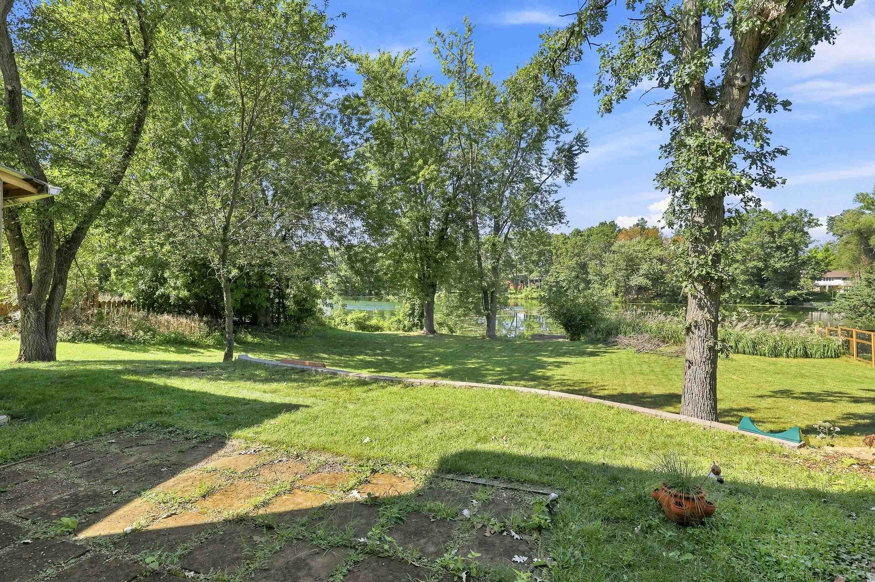 2710 SPRINGVILLE DRIVE, Plover, Wisconsin 54467, 4 Bedrooms Bedrooms, ,2 BathroomsBathrooms,Residential,For Sale,2710 SPRINGVILLE DRIVE,22604358