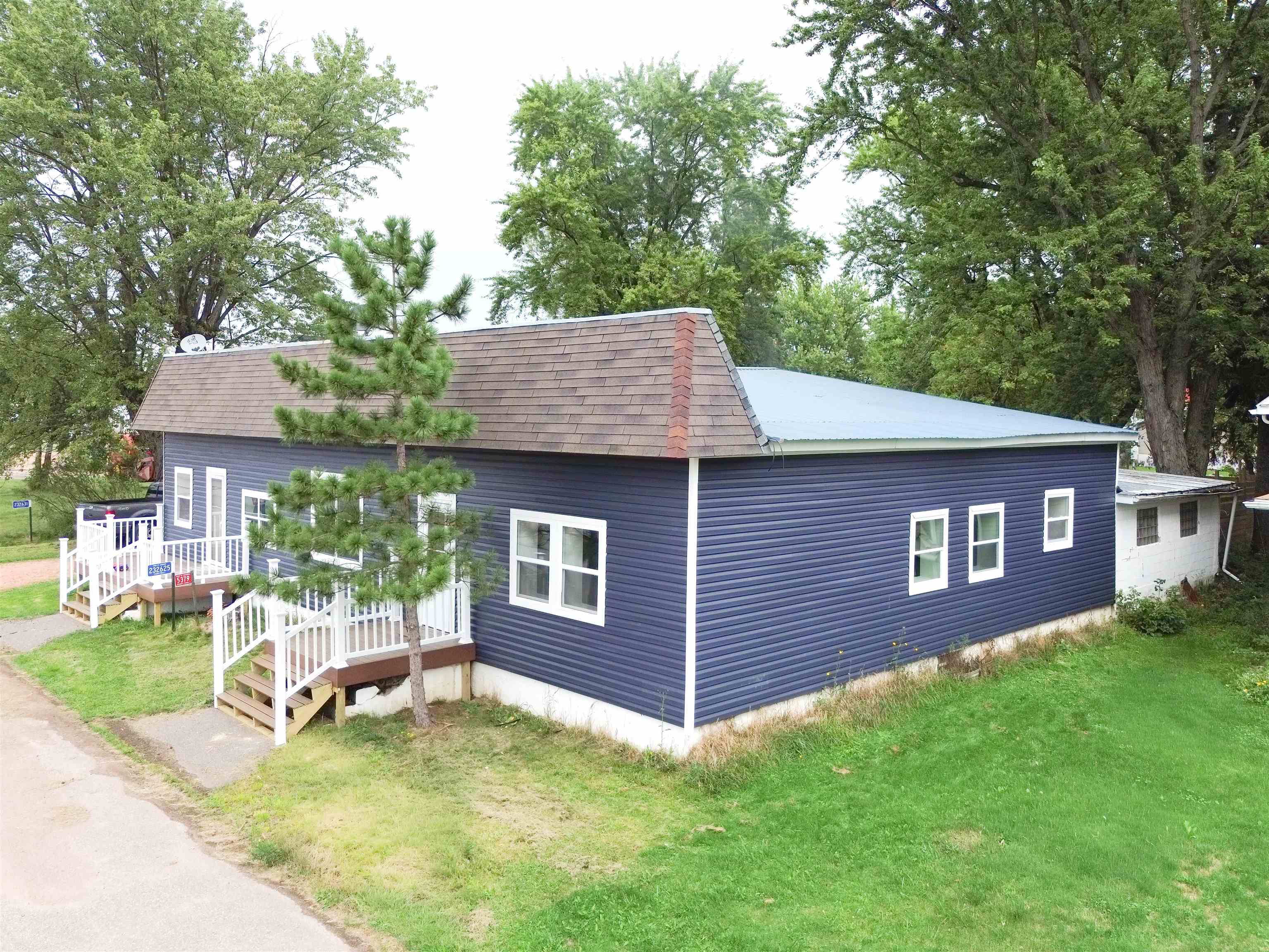 232625 COUNTY ROAD E, Athens, Wisconsin 54411, 3 Bedrooms Bedrooms, ,2 BathroomsBathrooms,Residential,For Sale,232625 COUNTY ROAD E,22604361