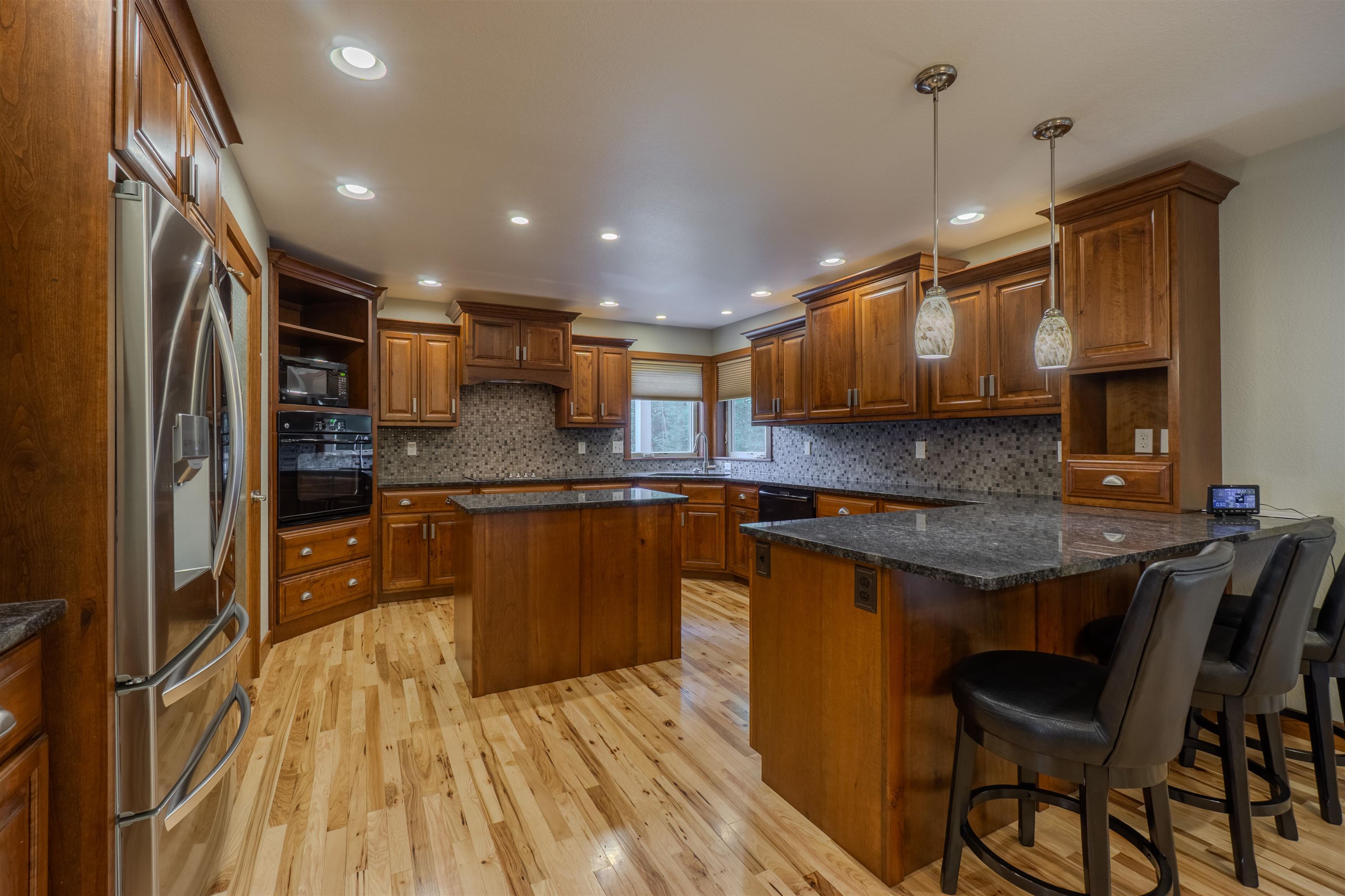 6807 N APACHE LANE, Weston, Wisconsin 54476, 4 Bedrooms Bedrooms, ,3 BathroomsBathrooms,Residential,For Sale,6807 N APACHE LANE,22604373