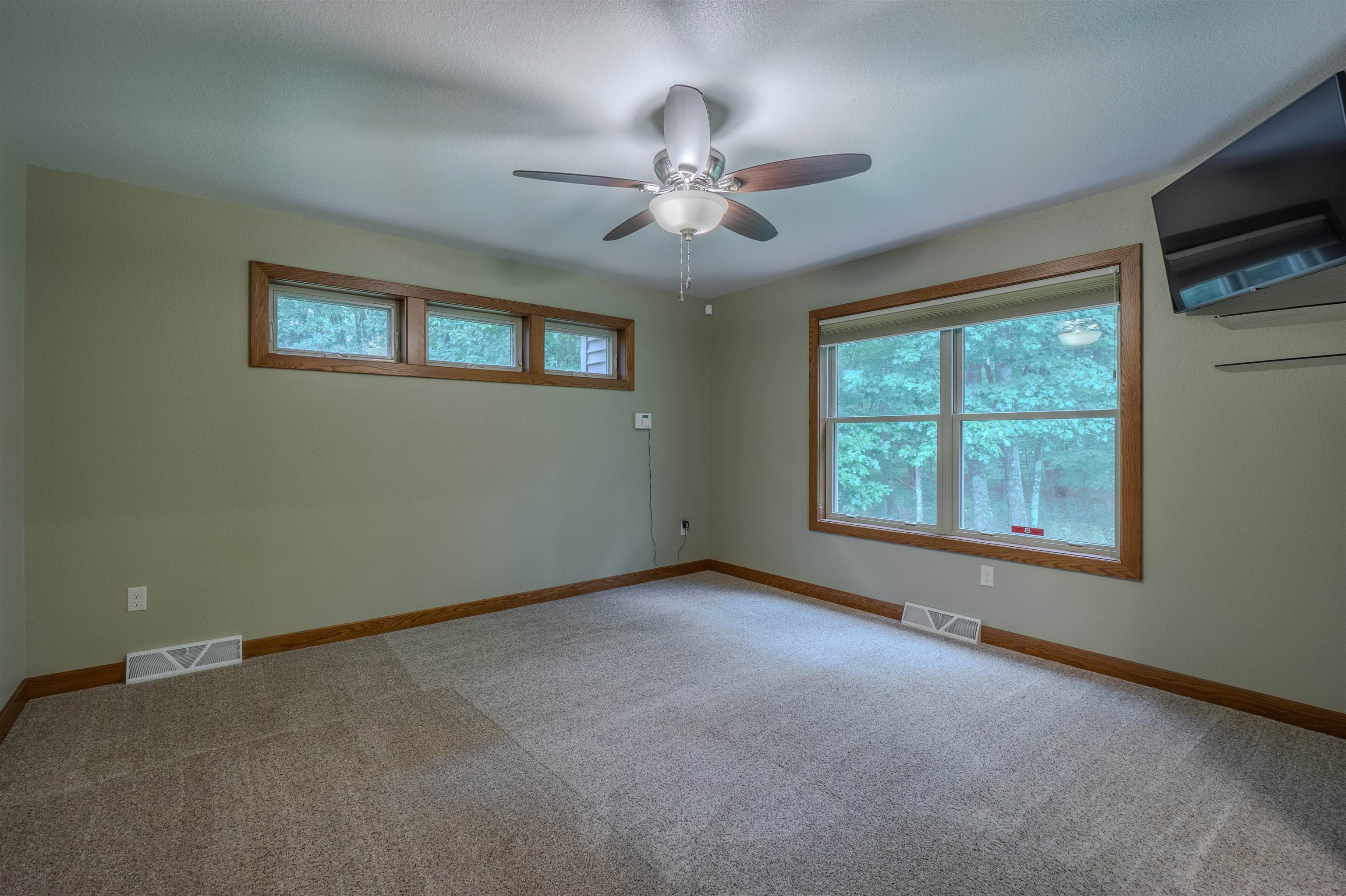 6807 N APACHE LANE, Weston, Wisconsin 54476, 4 Bedrooms Bedrooms, ,3 BathroomsBathrooms,Residential,For Sale,6807 N APACHE LANE,22604373