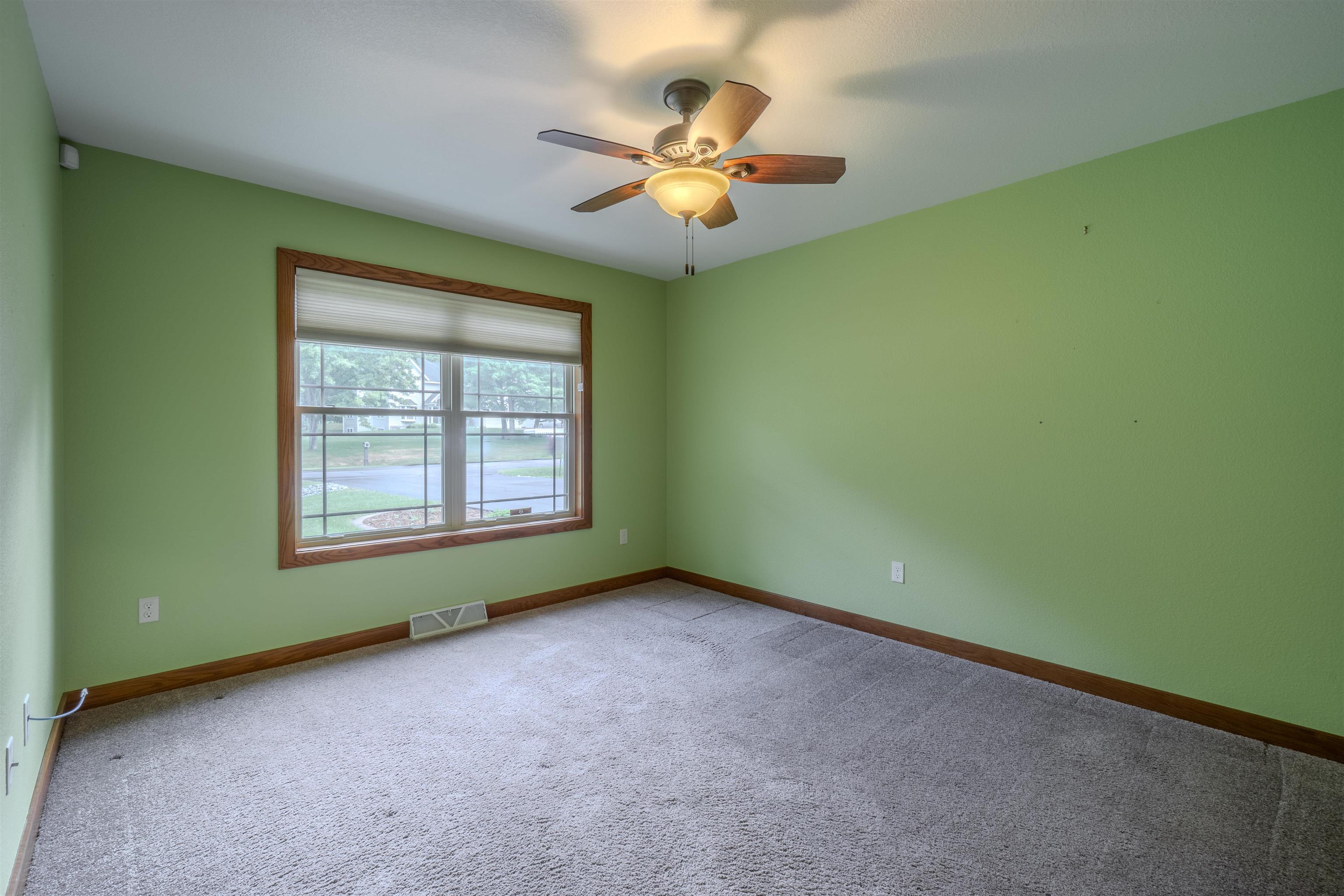 6807 N APACHE LANE, Weston, Wisconsin 54476, 4 Bedrooms Bedrooms, ,3 BathroomsBathrooms,Residential,For Sale,6807 N APACHE LANE,22604373