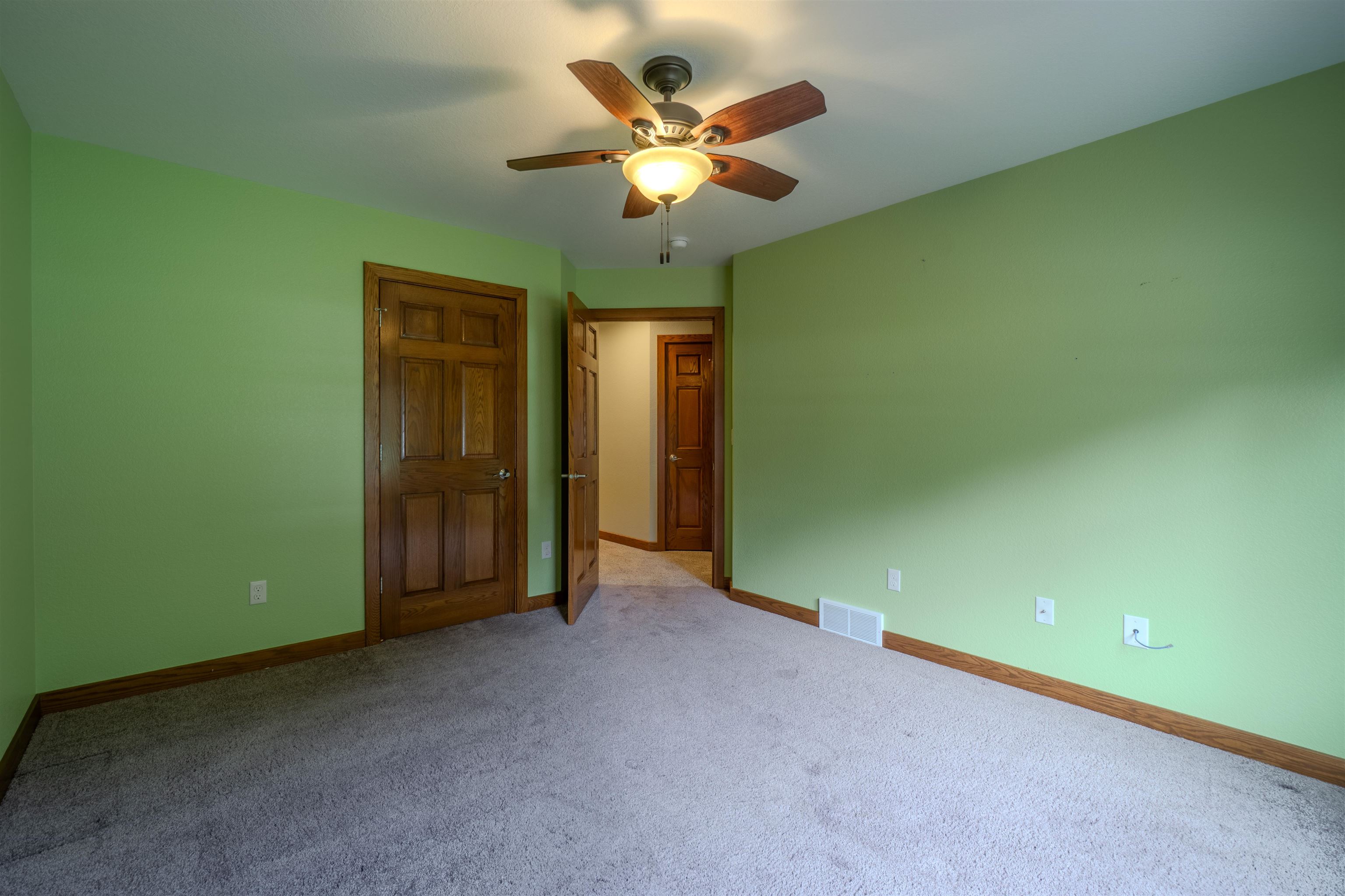 6807 N APACHE LANE, Weston, Wisconsin 54476, 4 Bedrooms Bedrooms, ,3 BathroomsBathrooms,Residential,For Sale,6807 N APACHE LANE,22604373