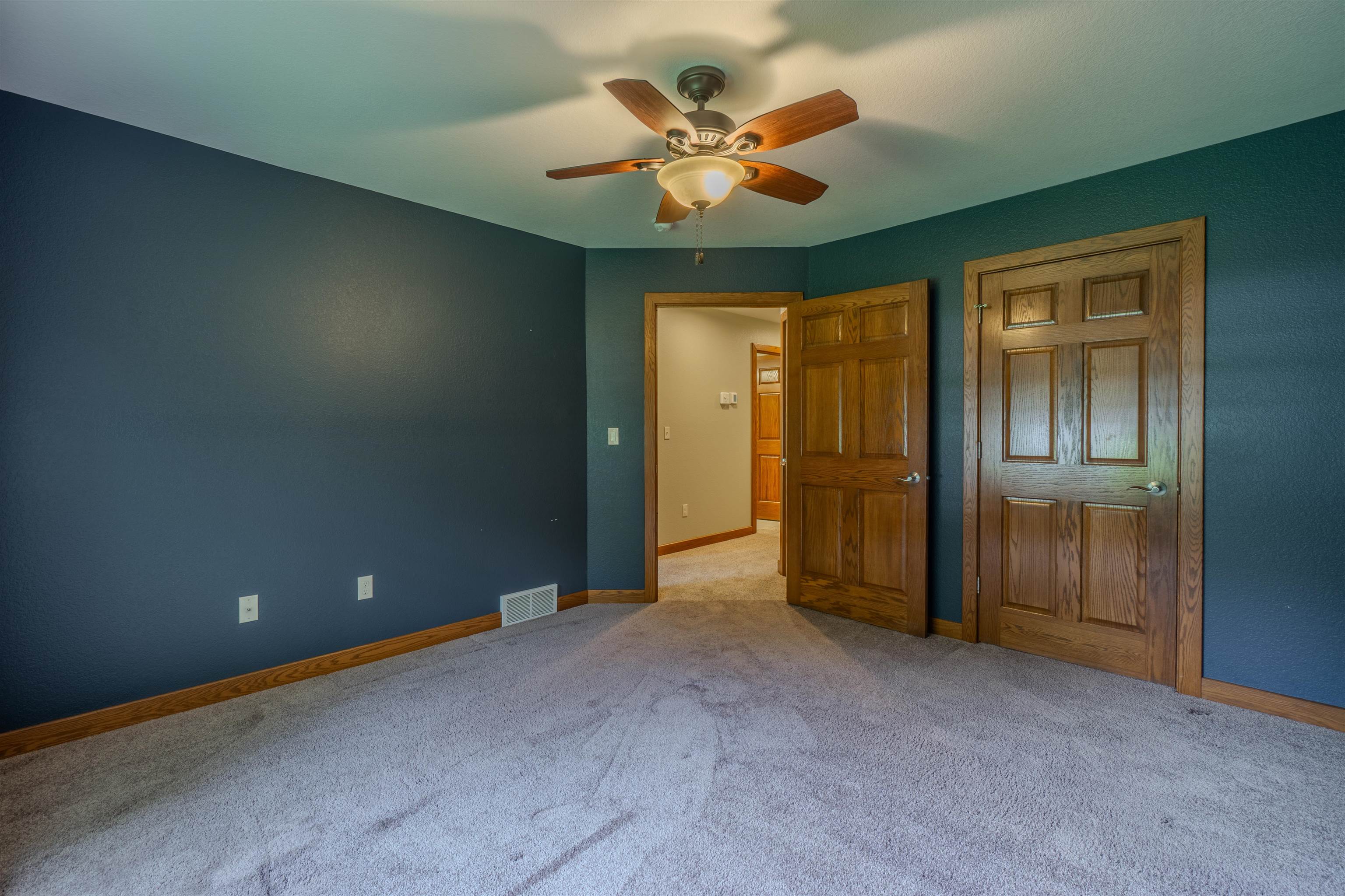 6807 N APACHE LANE, Weston, Wisconsin 54476, 4 Bedrooms Bedrooms, ,3 BathroomsBathrooms,Residential,For Sale,6807 N APACHE LANE,22604373