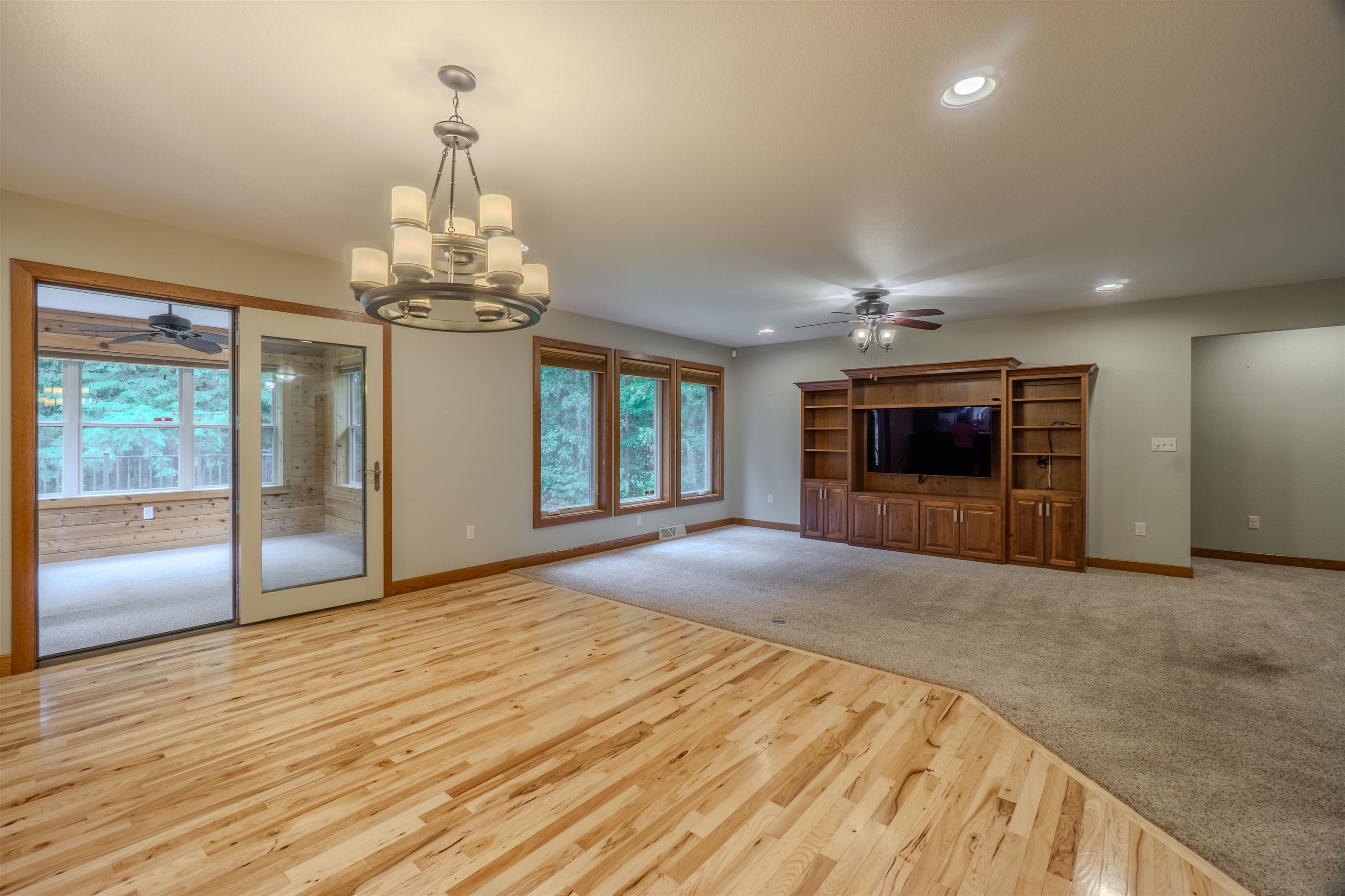 6807 N APACHE LANE, Weston, Wisconsin 54476, 4 Bedrooms Bedrooms, ,3 BathroomsBathrooms,Residential,For Sale,6807 N APACHE LANE,22604373