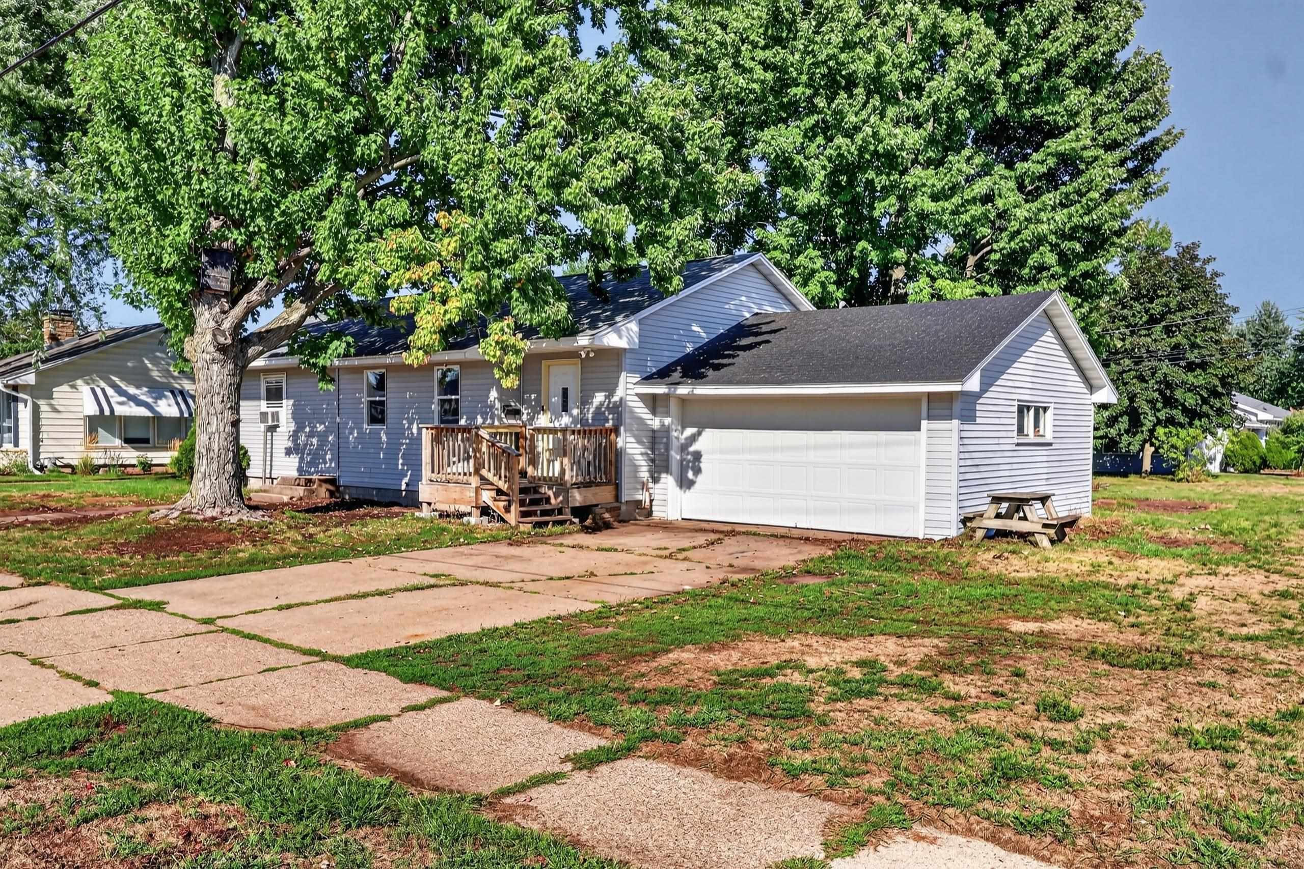 341 17TH STREET SOUTH, Wisconsin Rapids, Wisconsin 54494, 3 Bedrooms Bedrooms, ,1 BathroomBathrooms,Residential,For Sale,341 17TH STREET SOUTH,22604375