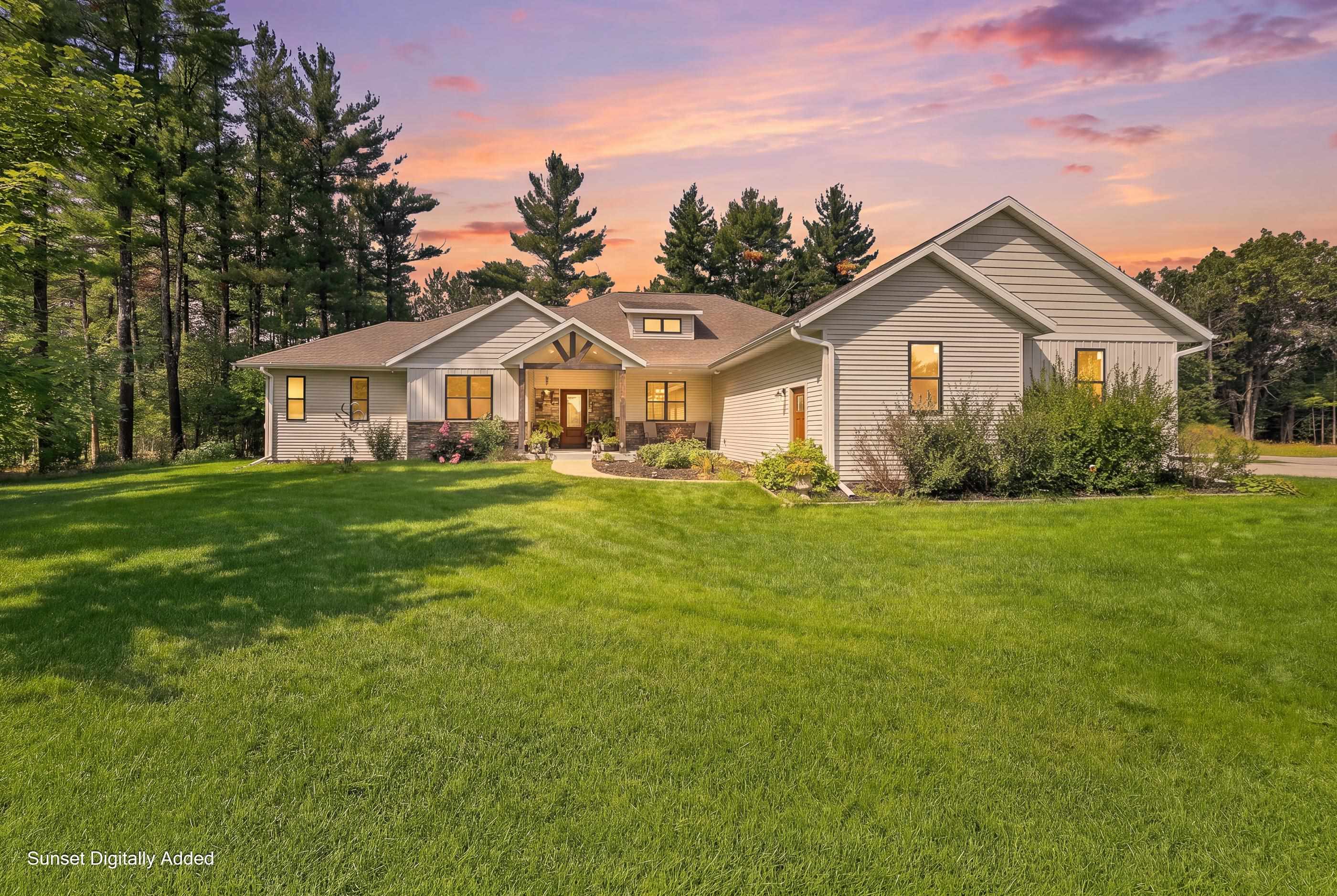 4910 PINECONE COURT, Wisconsin Rapids, Wisconsin 54494, 5 Bedrooms Bedrooms, ,3 BathroomsBathrooms,Residential,For Sale,4910 PINECONE COURT,22604377