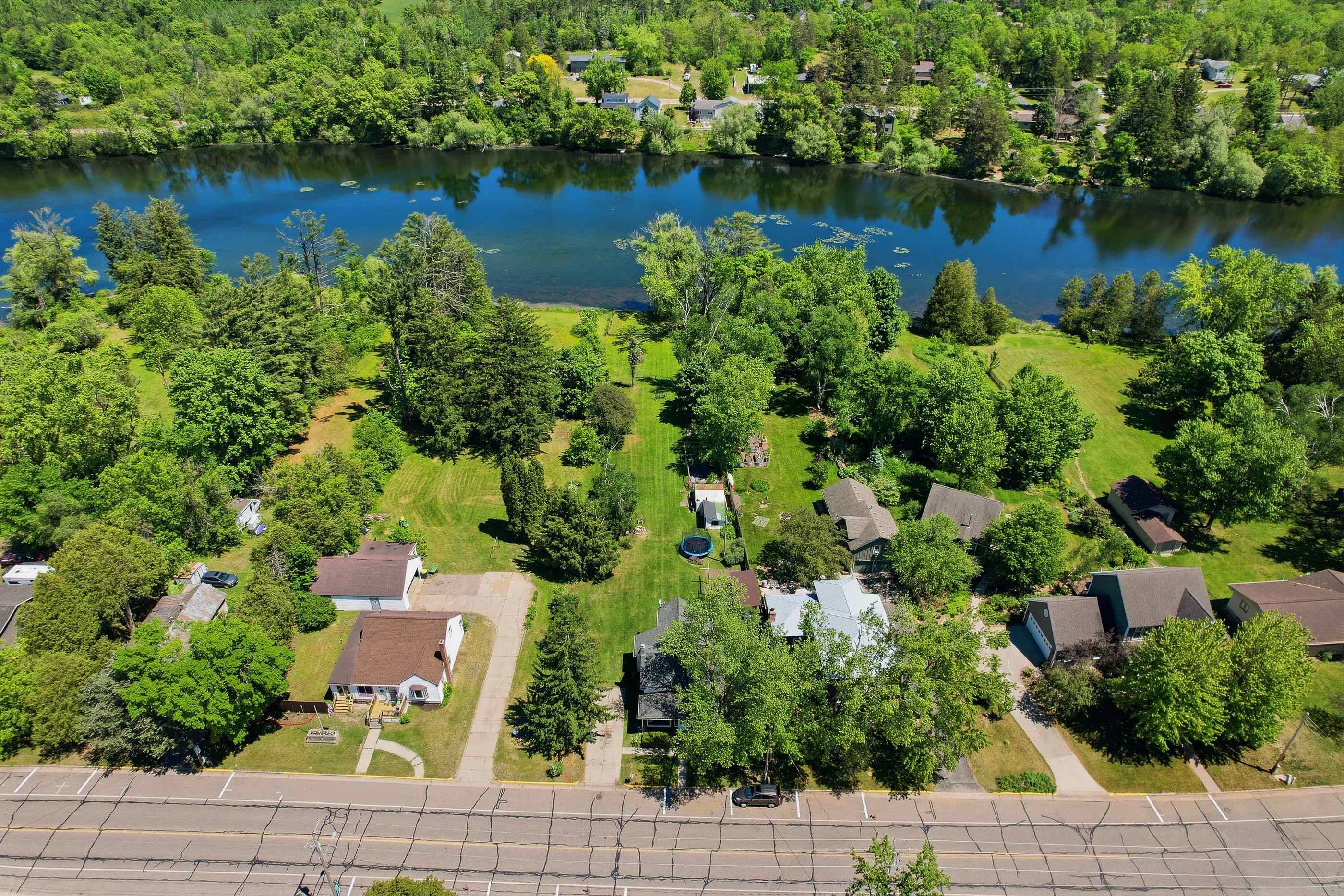 338 N MAIN STREET, Amherst, Wisconsin 54406, 3 Bedrooms Bedrooms, ,1 BathroomBathrooms,Residential,For Sale,338 N MAIN STREET,22604378