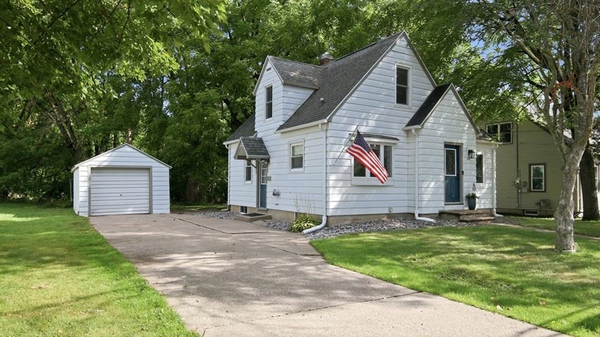 809 ADLER ROAD, Marshfield, Wisconsin 54449, 4 Bedrooms Bedrooms, ,1 BathroomBathrooms,Residential,For Sale,809 ADLER ROAD,22604379