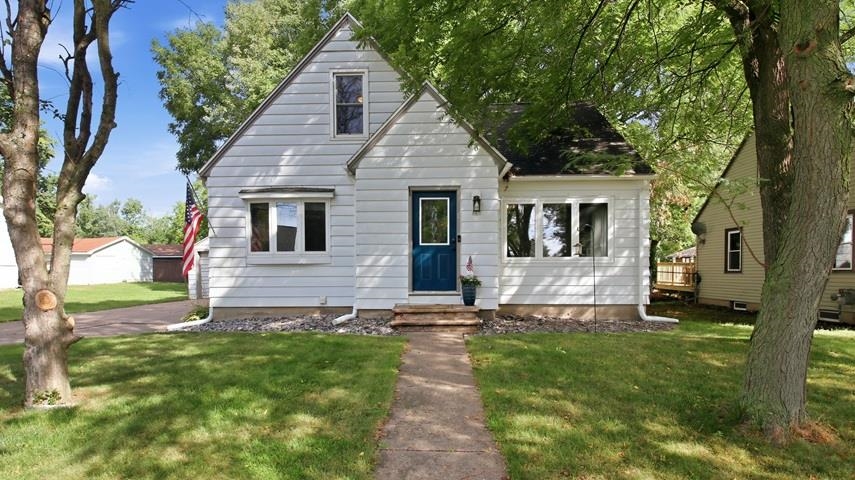 809 ADLER ROAD, Marshfield, Wisconsin 54449, 4 Bedrooms Bedrooms, ,1 BathroomBathrooms,Residential,For Sale,809 ADLER ROAD,22604379