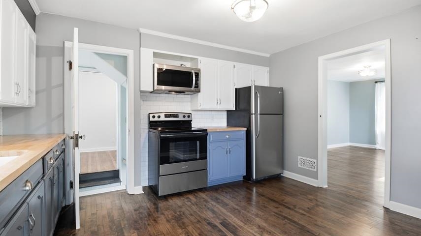 809 ADLER ROAD, Marshfield, Wisconsin 54449, 4 Bedrooms Bedrooms, ,1 BathroomBathrooms,Residential,For Sale,809 ADLER ROAD,22604379