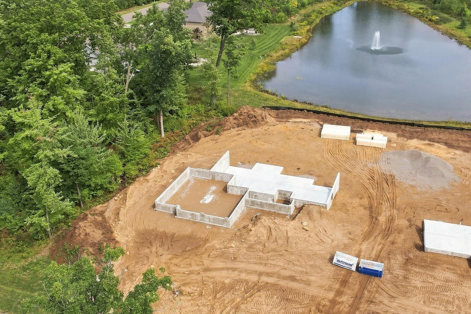 3016 WATERVIEW DRIVE, Wisconsin Rapids, Wisconsin 54494, 4 Bedrooms Bedrooms, ,3 BathroomsBathrooms,Residential,For Sale,3016 WATERVIEW DRIVE,22604381
