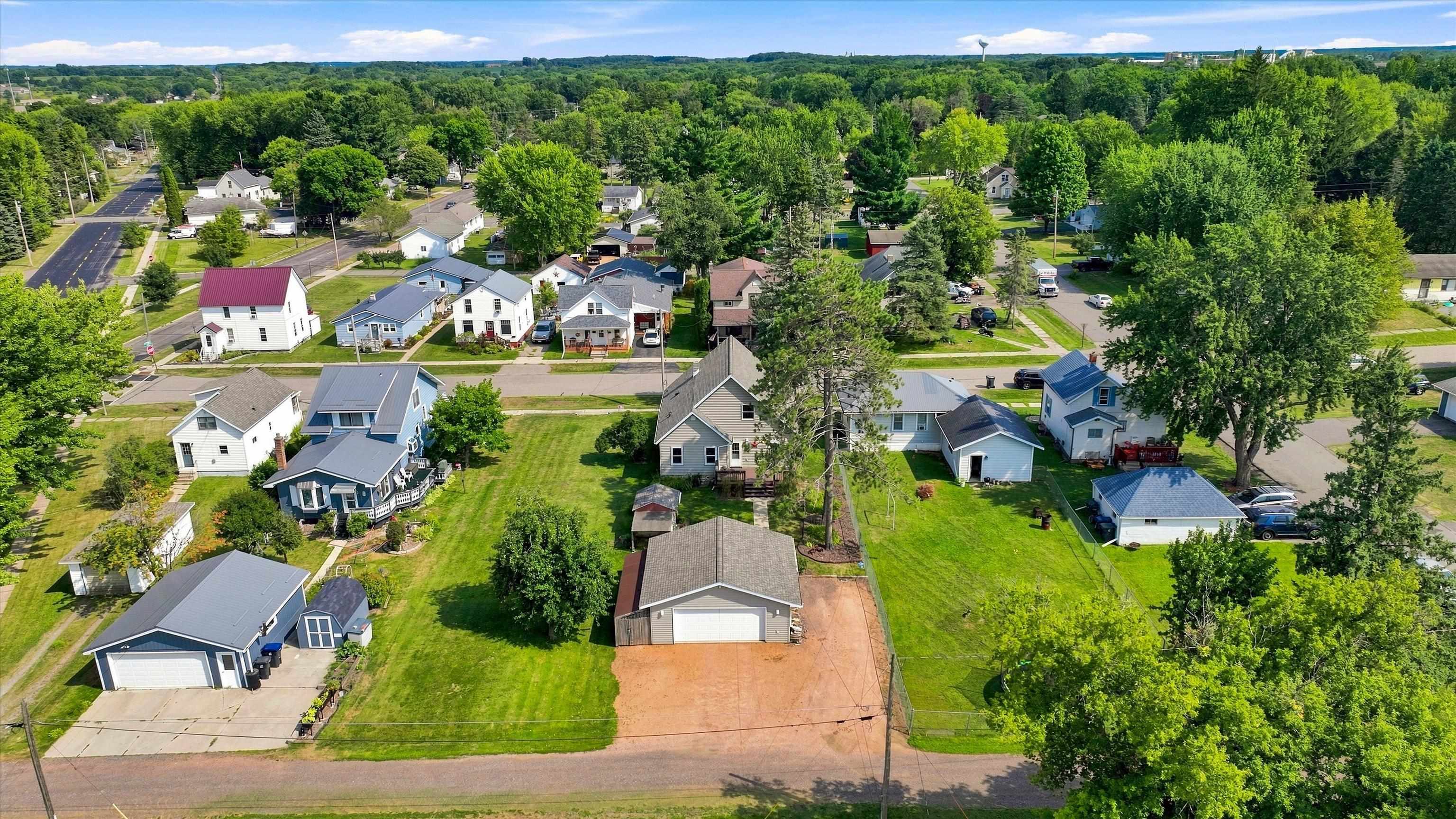 404 N CHERRY AVENUE, Marshfield, Wisconsin 54449, 3 Bedrooms Bedrooms, ,1 BathroomBathrooms,Residential,For Sale,404 N CHERRY AVENUE,22604384