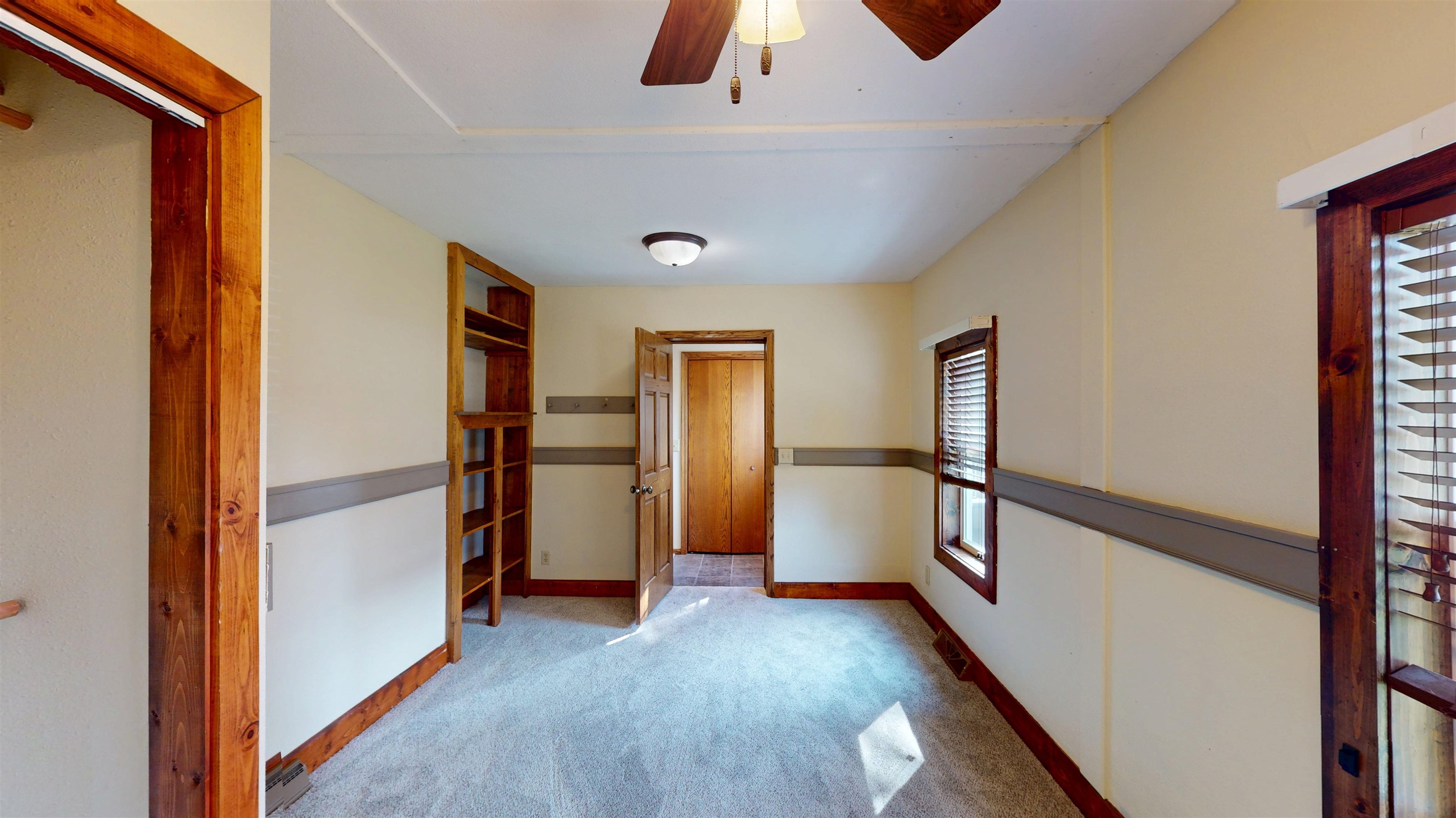 404 N CHERRY AVENUE, Marshfield, Wisconsin 54449, 3 Bedrooms Bedrooms, ,1 BathroomBathrooms,Residential,For Sale,404 N CHERRY AVENUE,22604384