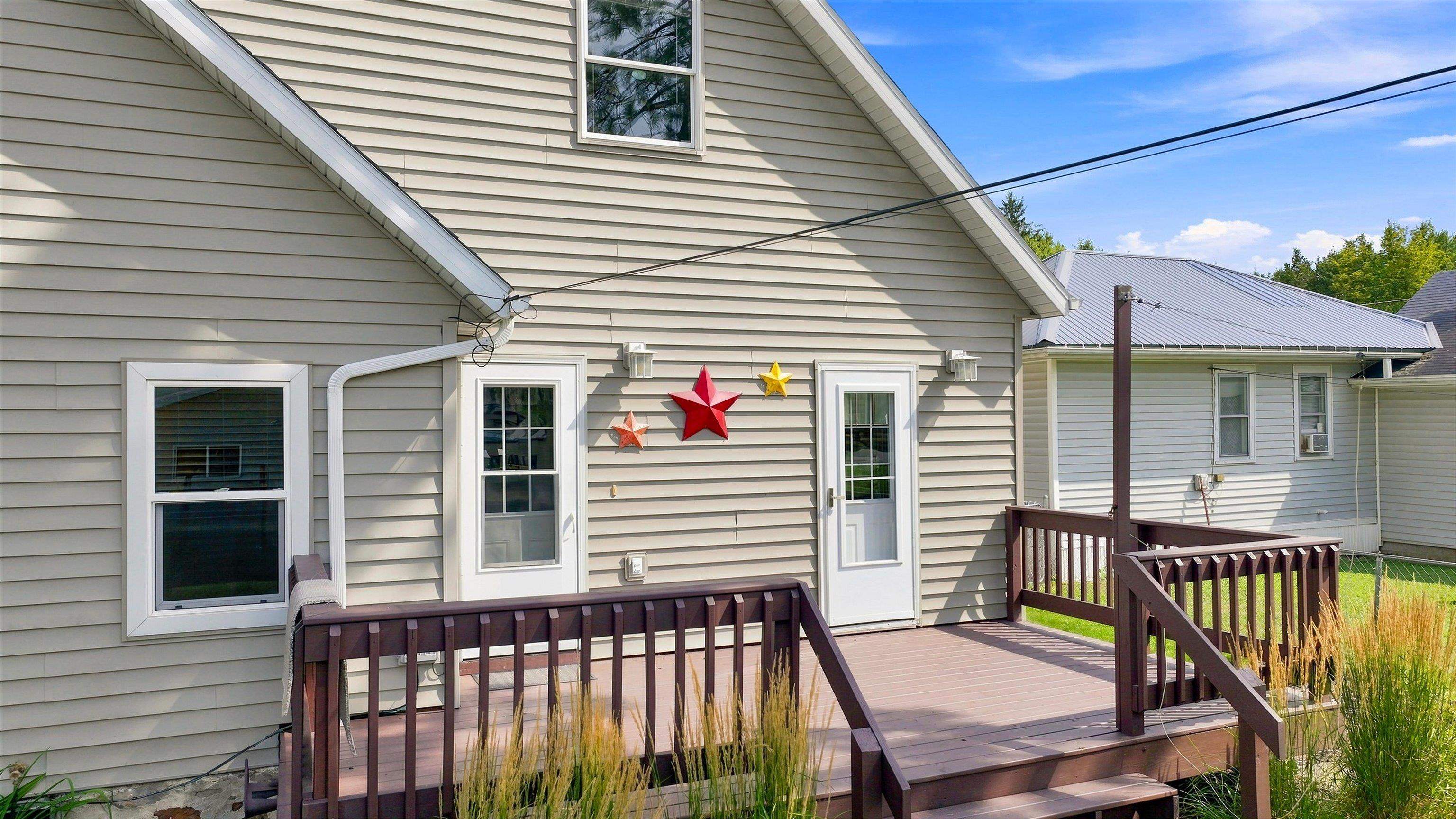 404 N CHERRY AVENUE, Marshfield, Wisconsin 54449, 3 Bedrooms Bedrooms, ,1 BathroomBathrooms,Residential,For Sale,404 N CHERRY AVENUE,22604384