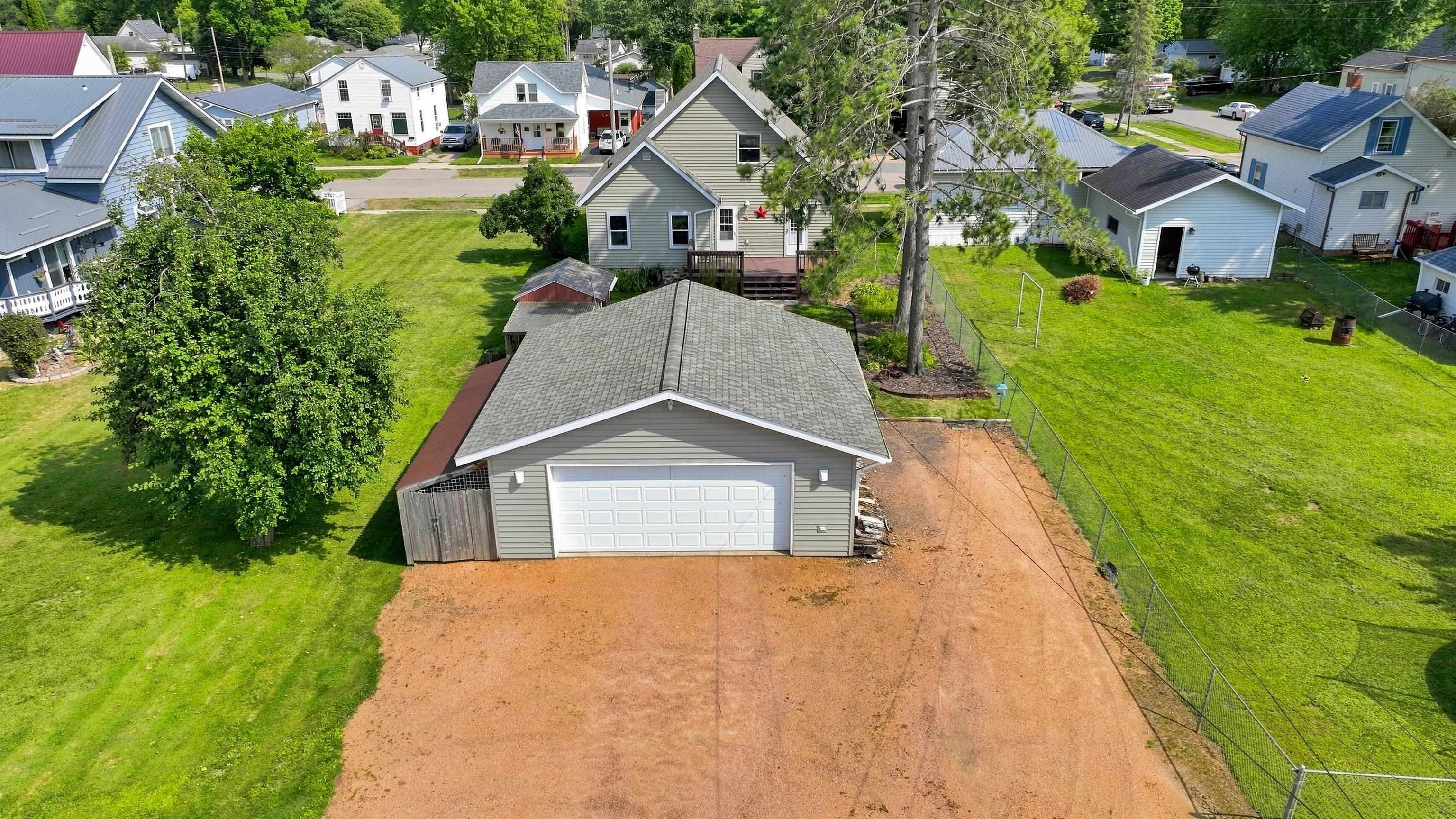 404 N CHERRY AVENUE, Marshfield, Wisconsin 54449, 3 Bedrooms Bedrooms, ,1 BathroomBathrooms,Residential,For Sale,404 N CHERRY AVENUE,22604384