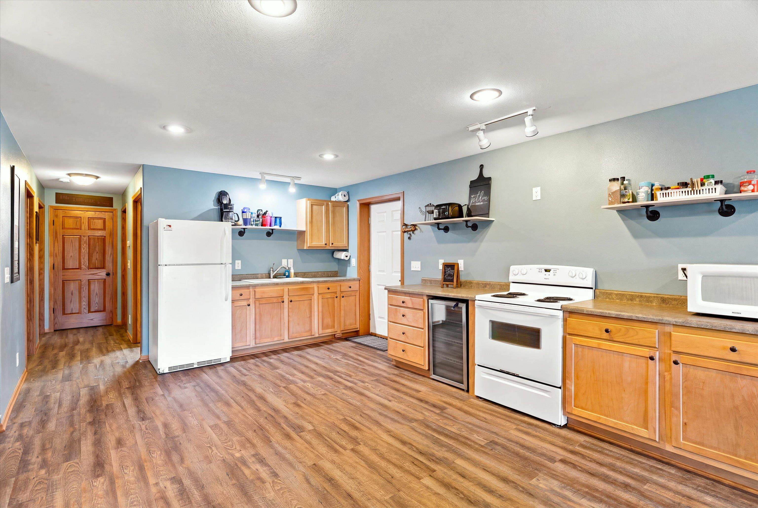W7810 PERKINSTOWN AVENUE, Medford, Wisconsin 54451, 3 Bedrooms Bedrooms, ,2 BathroomsBathrooms,Residential,For Sale,W7810 PERKINSTOWN AVENUE,22604391