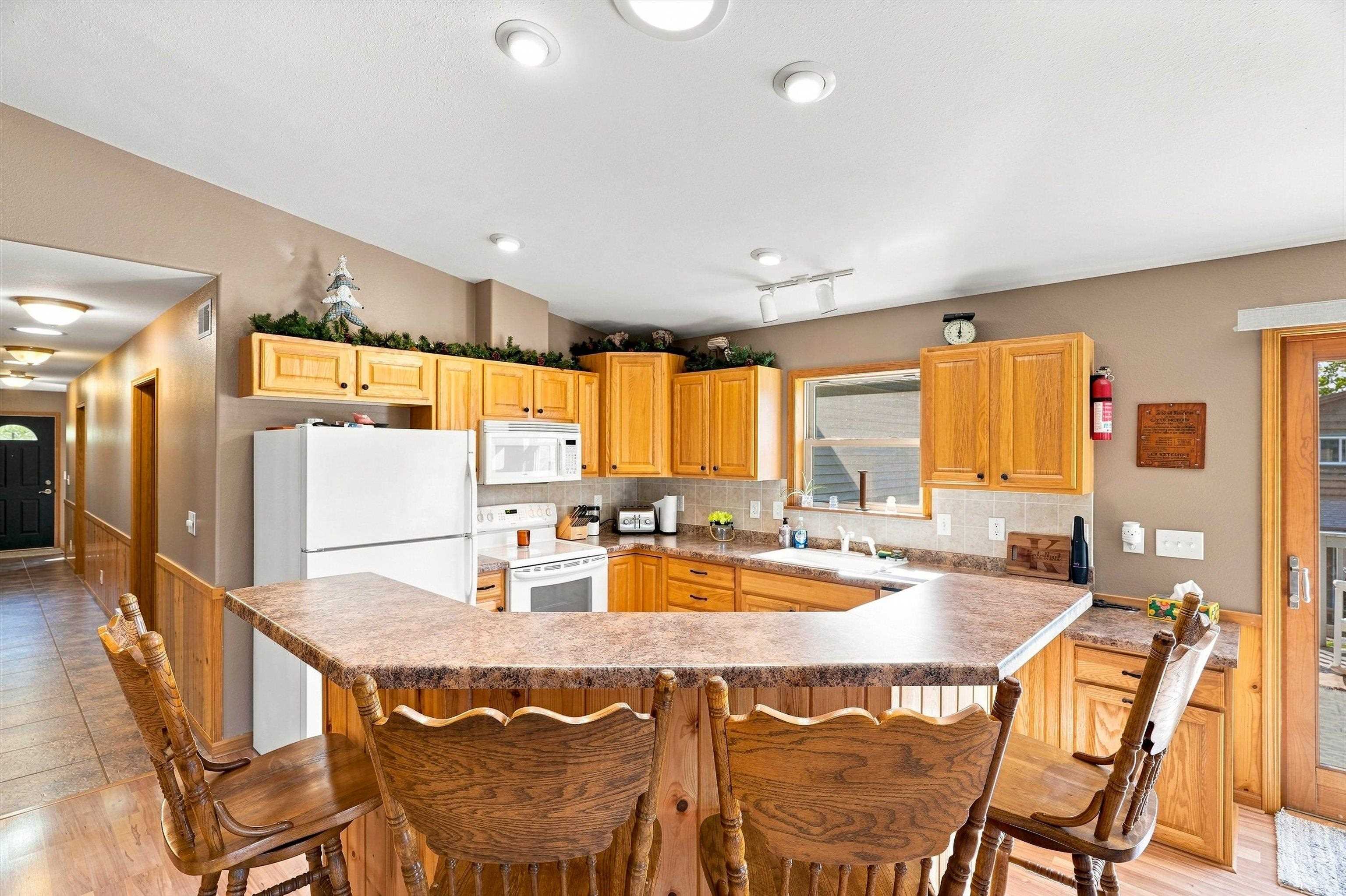 W7810 PERKINSTOWN AVENUE, Medford, Wisconsin 54451, 3 Bedrooms Bedrooms, ,2 BathroomsBathrooms,Residential,For Sale,W7810 PERKINSTOWN AVENUE,22604391