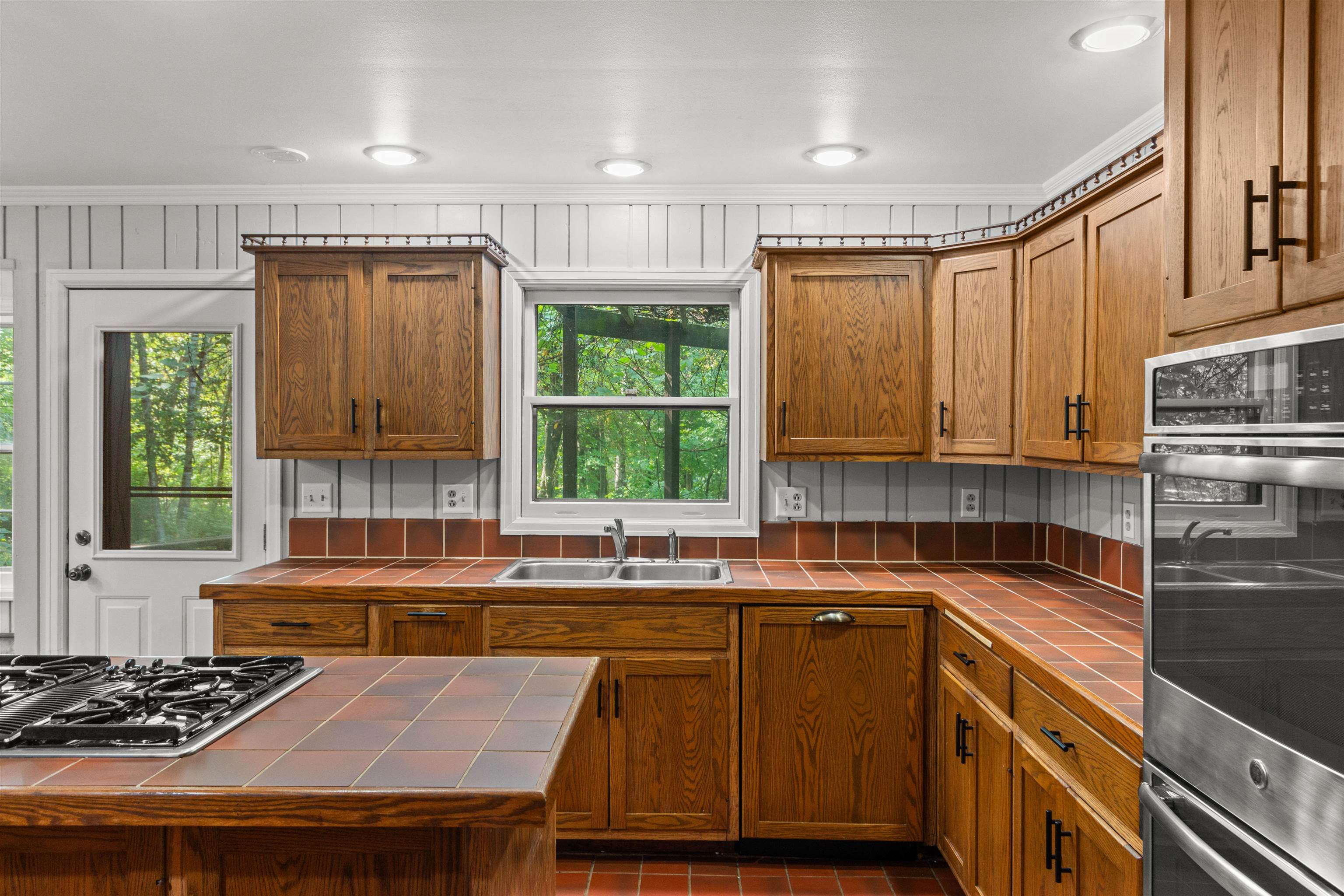 2421 RAINBOW DRIVE, Plover, Wisconsin 54467, 5 Bedrooms Bedrooms, ,3 BathroomsBathrooms,Residential,For Sale,2421 RAINBOW DRIVE,22604395