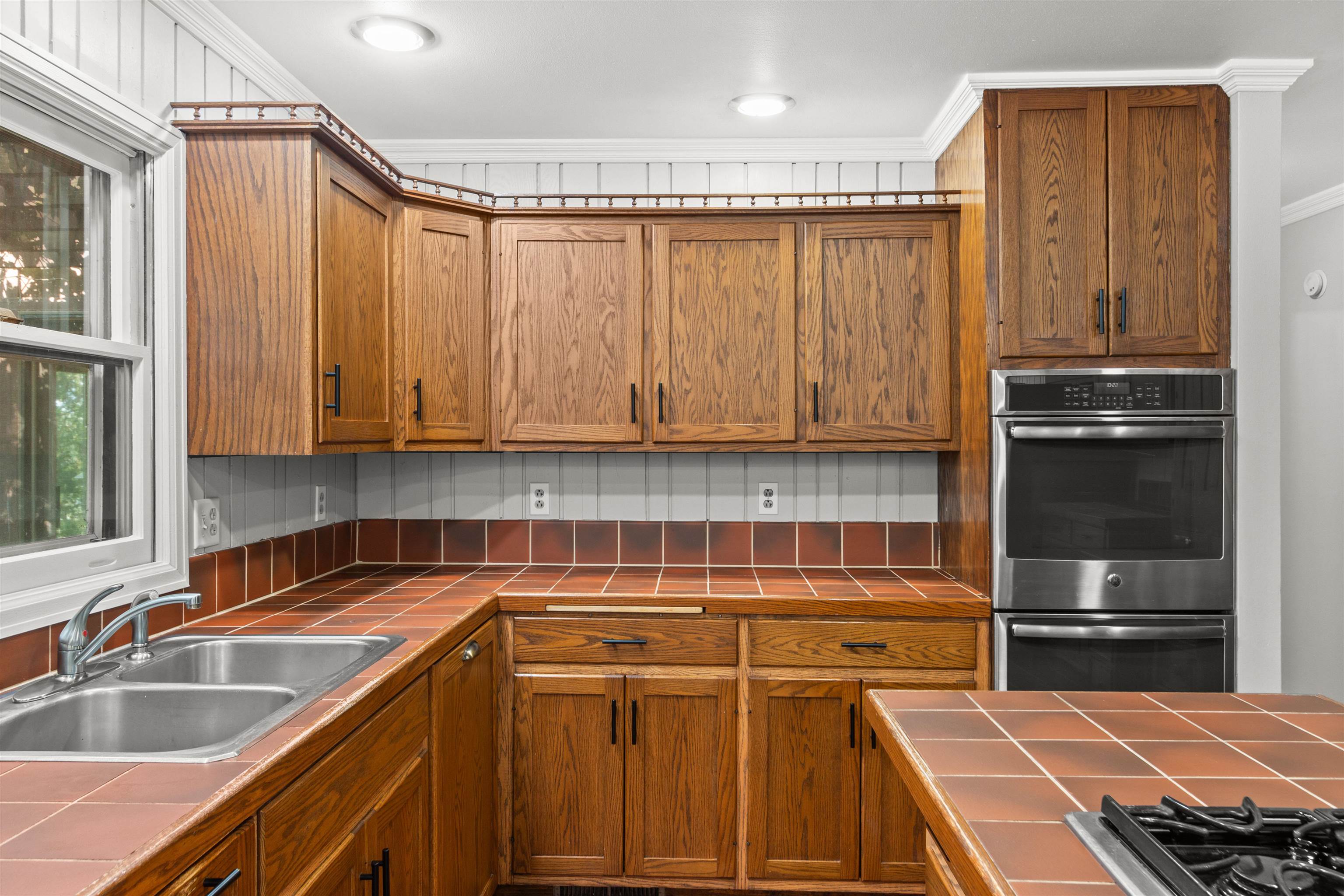 2421 RAINBOW DRIVE, Plover, Wisconsin 54467, 5 Bedrooms Bedrooms, ,3 BathroomsBathrooms,Residential,For Sale,2421 RAINBOW DRIVE,22604395