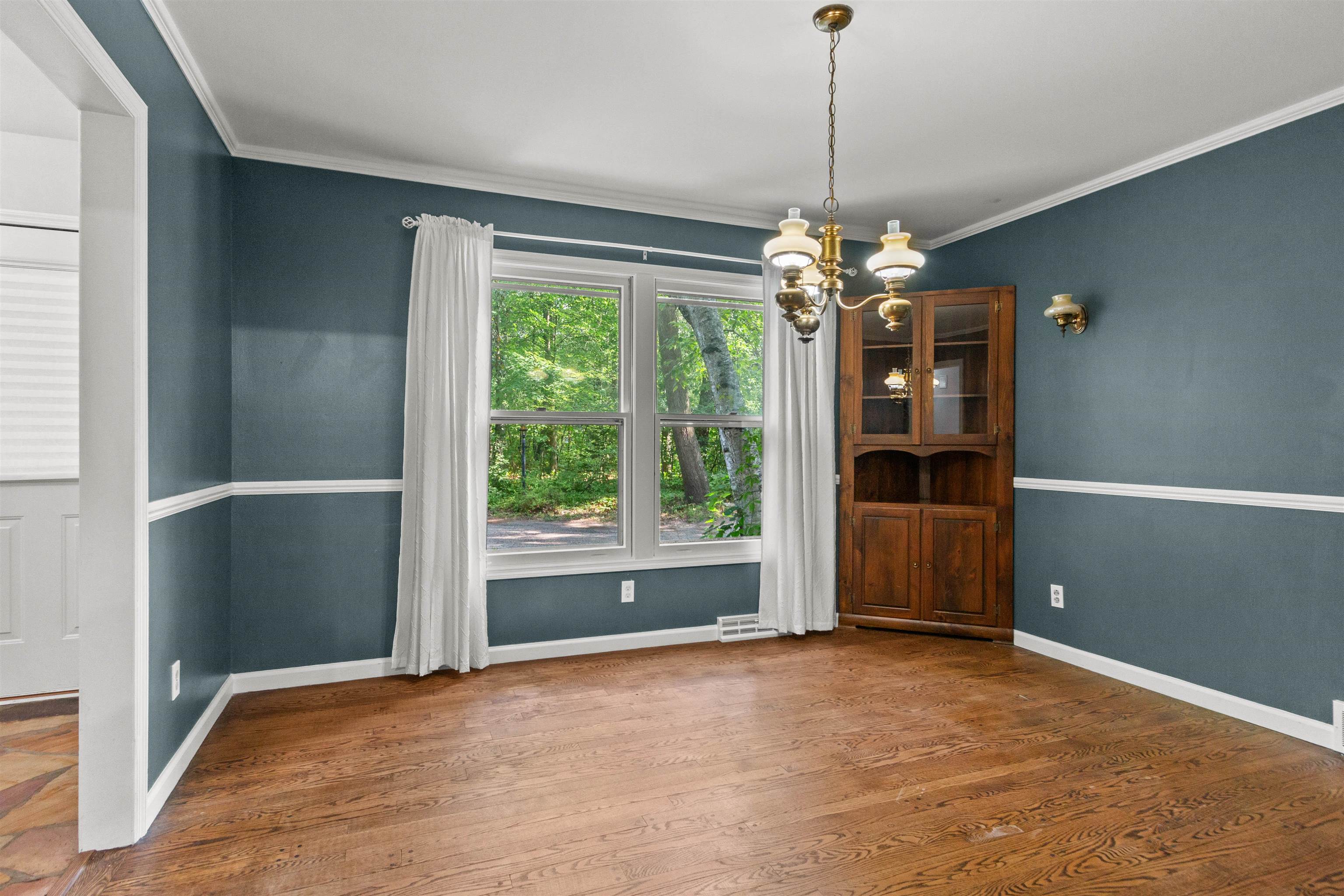 2421 RAINBOW DRIVE, Plover, Wisconsin 54467, 5 Bedrooms Bedrooms, ,3 BathroomsBathrooms,Residential,For Sale,2421 RAINBOW DRIVE,22604395