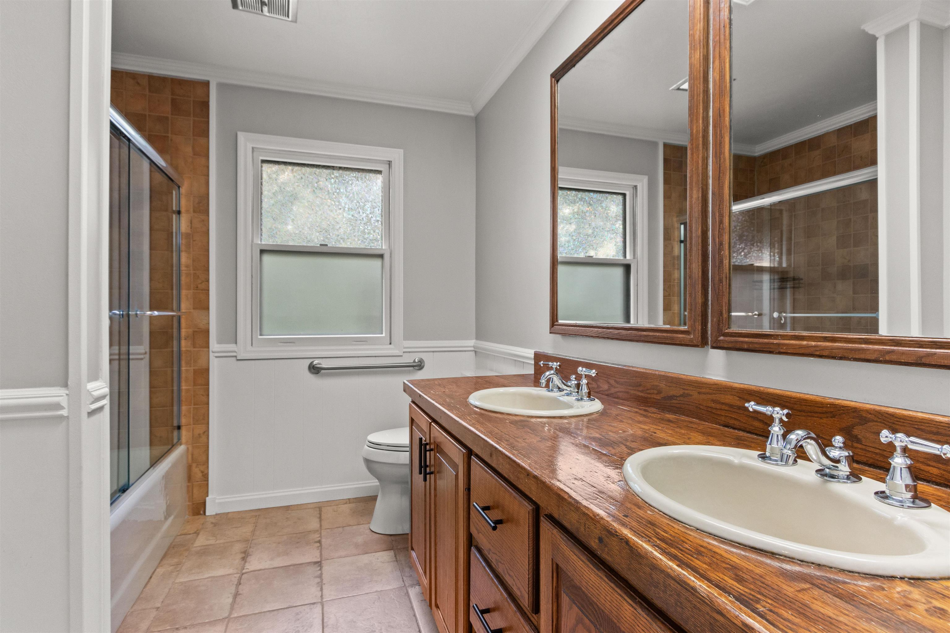 2421 RAINBOW DRIVE, Plover, Wisconsin 54467, 5 Bedrooms Bedrooms, ,3 BathroomsBathrooms,Residential,For Sale,2421 RAINBOW DRIVE,22604395