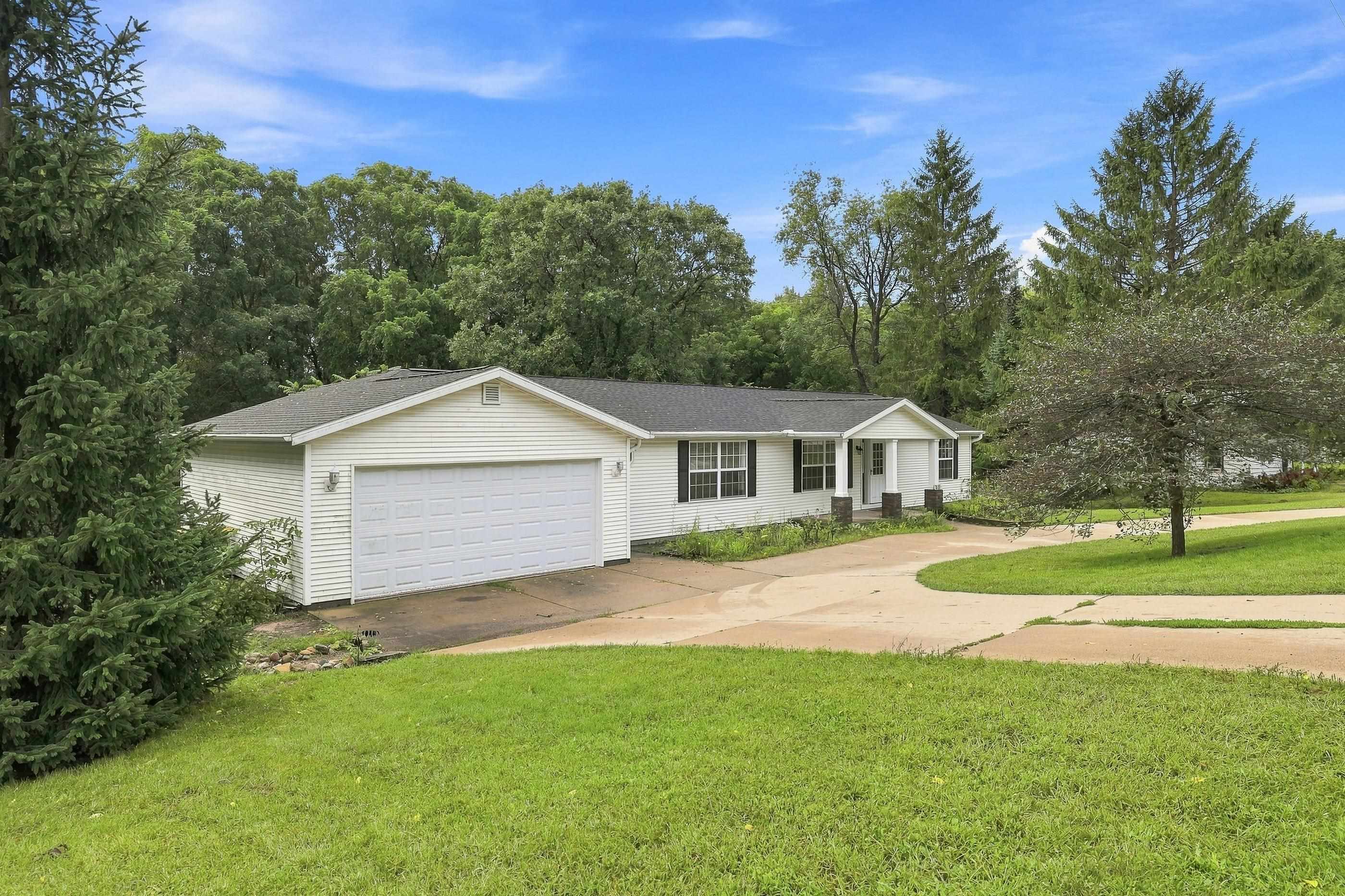 511 MILL STREET, Amherst, Wisconsin 54406, 3 Bedrooms Bedrooms, ,2 BathroomsBathrooms,Residential,For Sale,511 MILL STREET,22604399