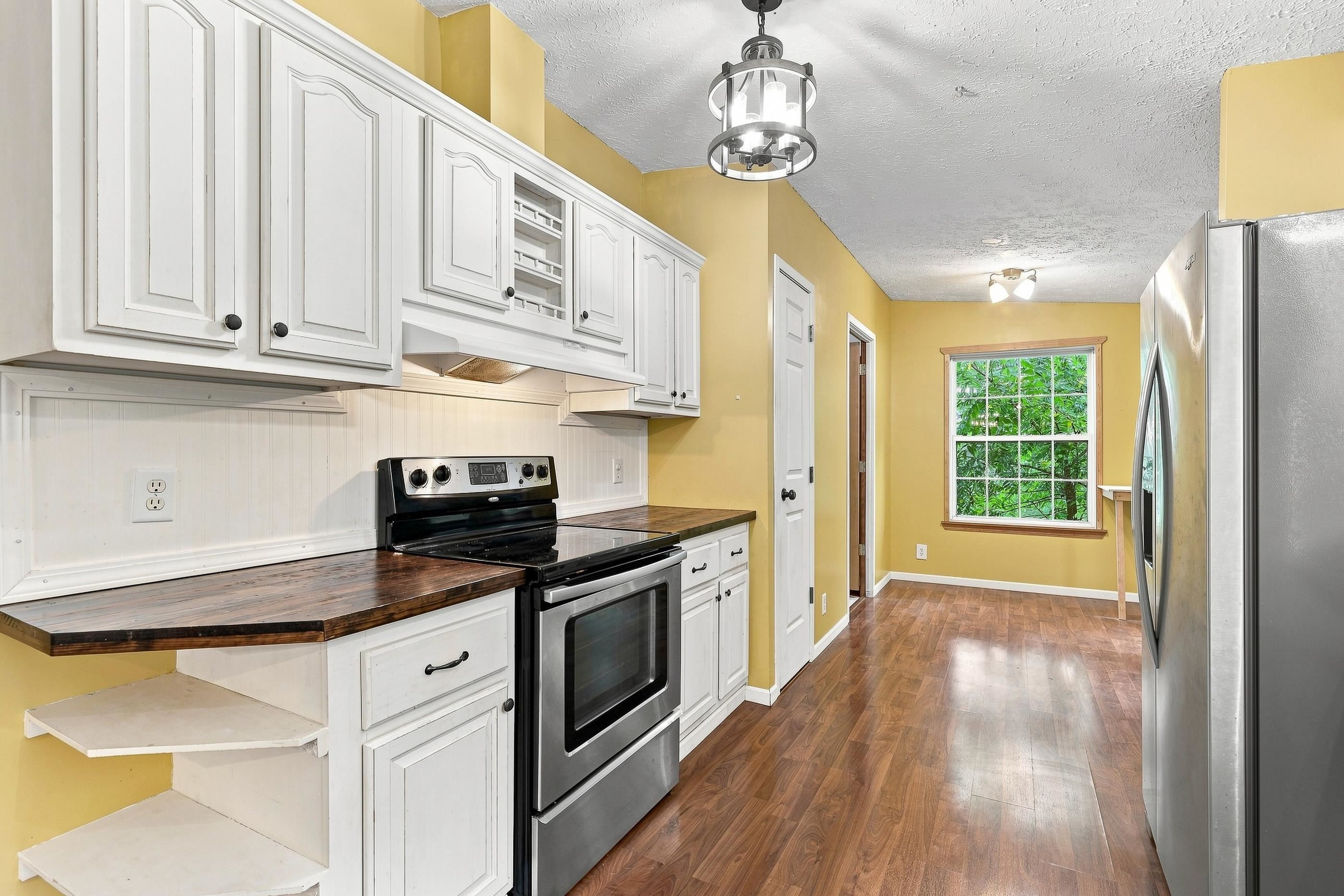 511 MILL STREET, Amherst, Wisconsin 54406, 3 Bedrooms Bedrooms, ,2 BathroomsBathrooms,Residential,For Sale,511 MILL STREET,22604399