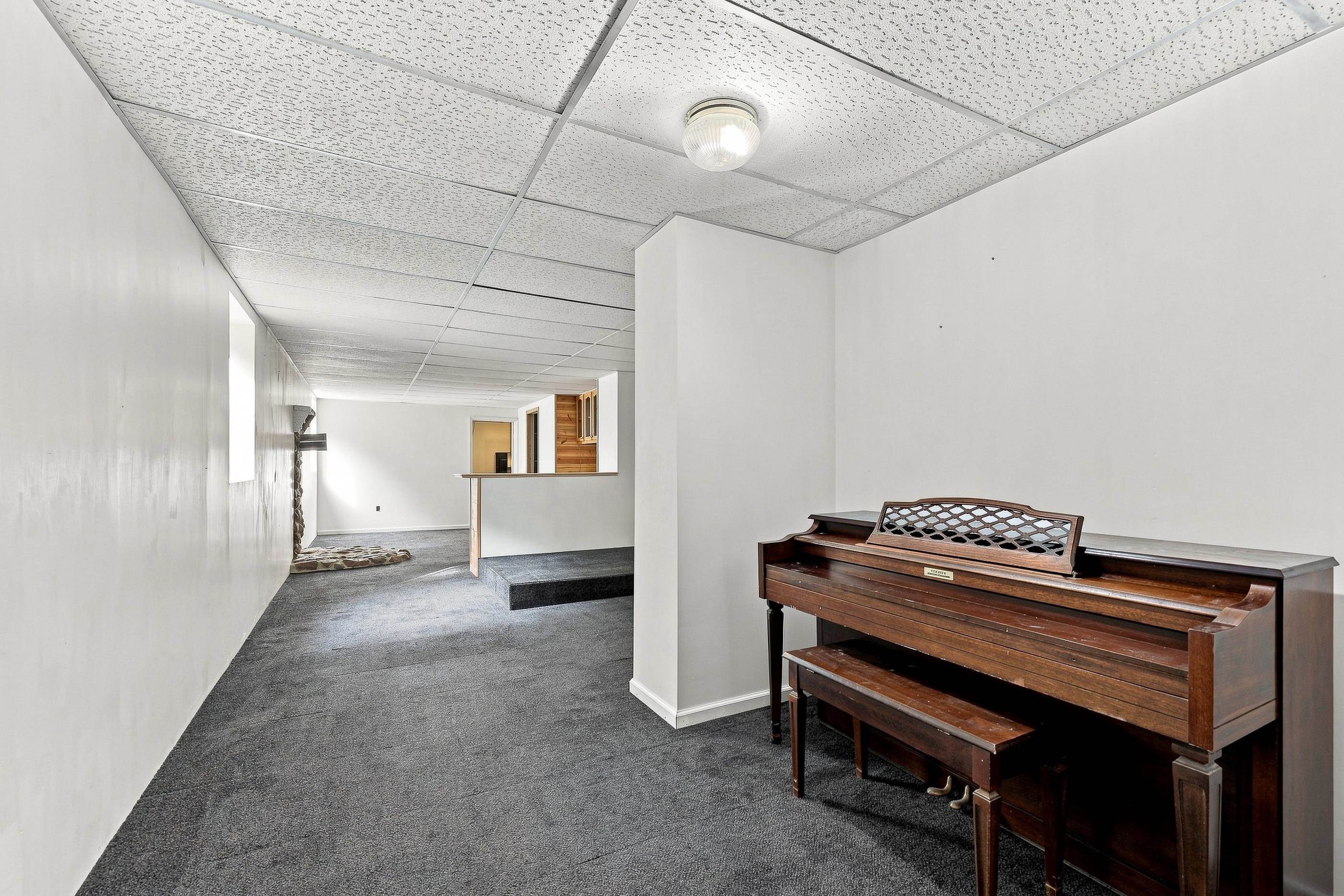 511 MILL STREET, Amherst, Wisconsin 54406, 3 Bedrooms Bedrooms, ,2 BathroomsBathrooms,Residential,For Sale,511 MILL STREET,22604399
