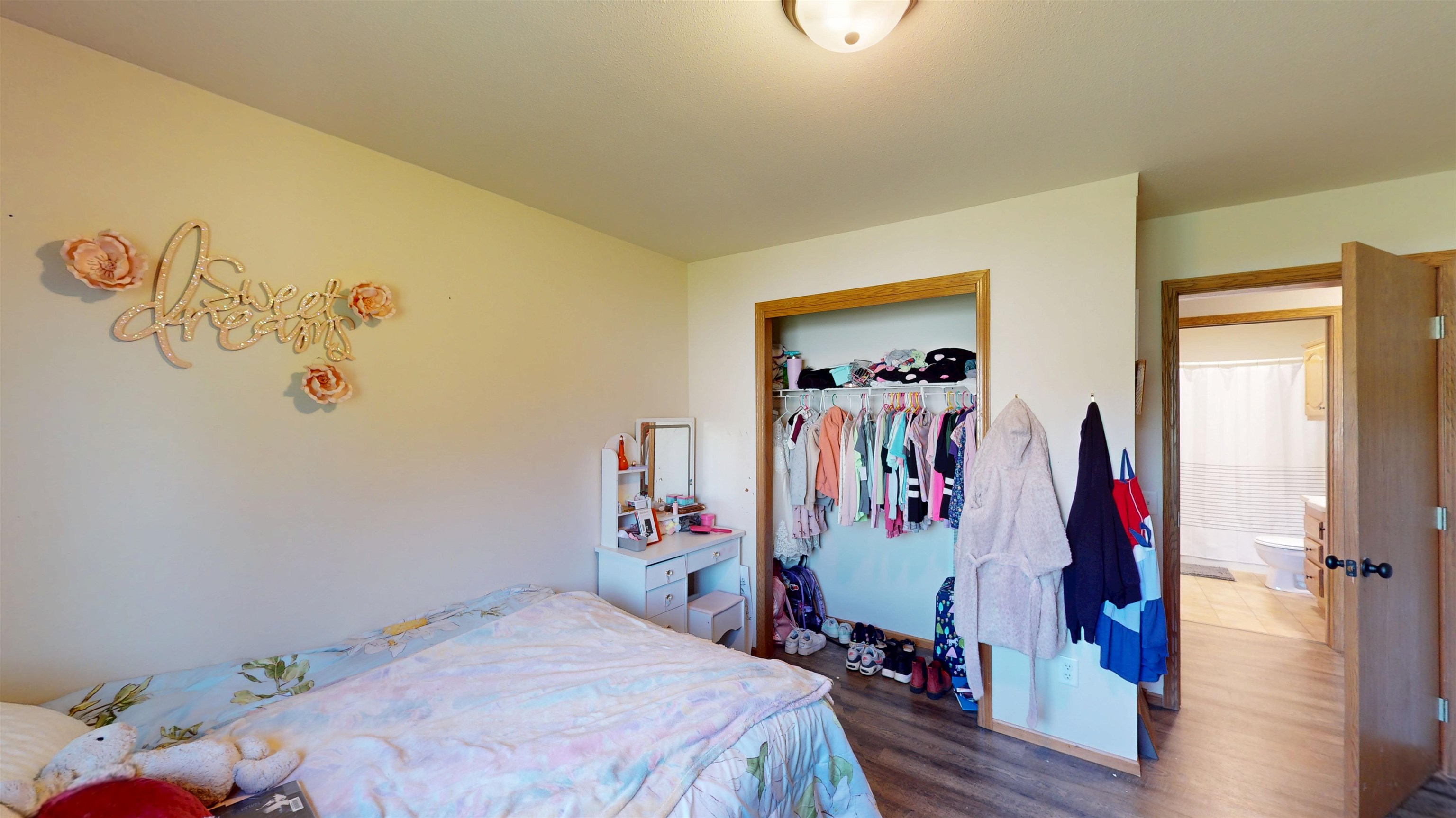 1413 S WASHINGTON AVENUE, Marshfield, Wisconsin 54449, 3 Bedrooms Bedrooms, ,2 BathroomsBathrooms,Residential,For Sale,1413 S WASHINGTON AVENUE,22604402