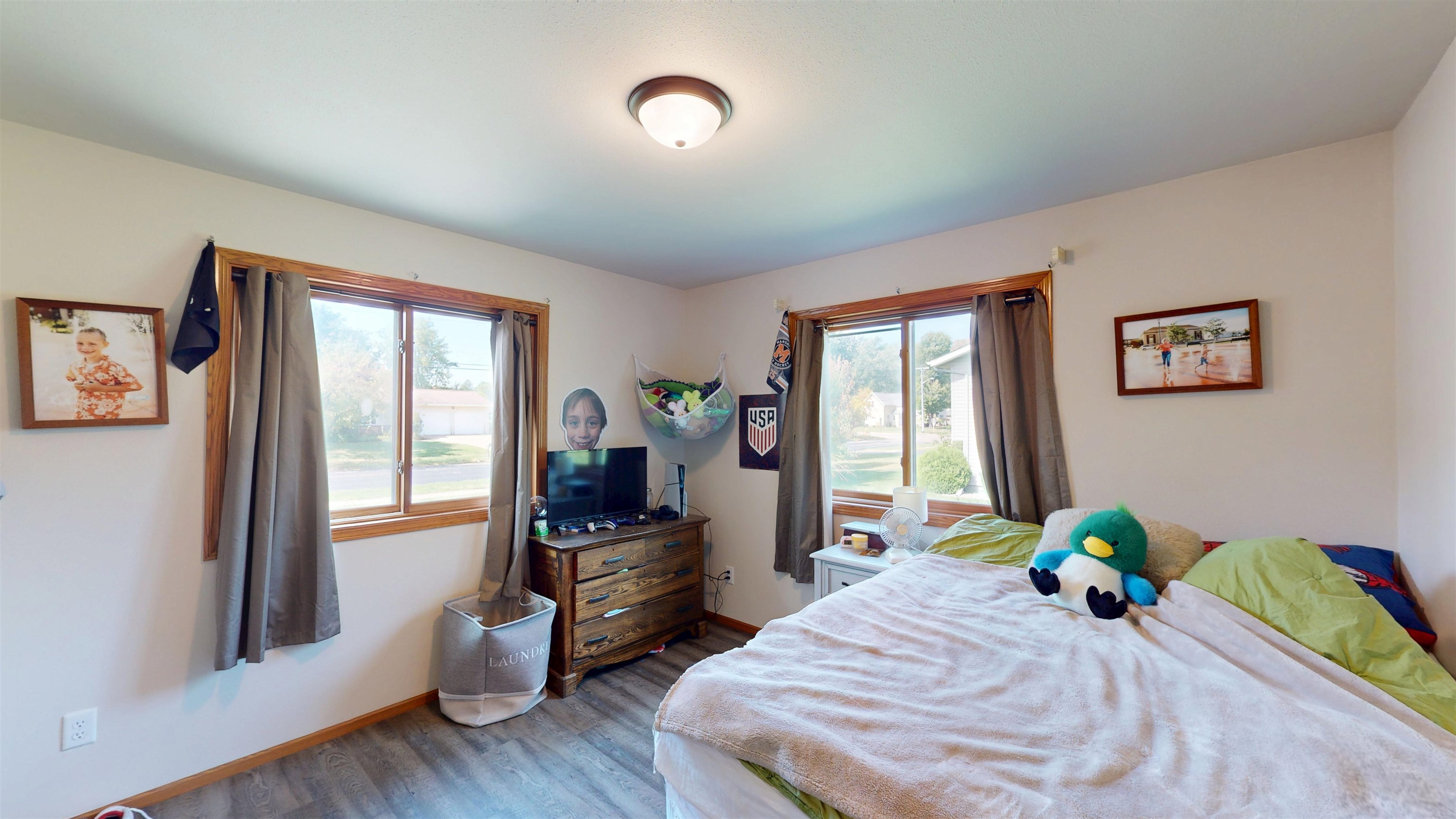 1413 S WASHINGTON AVENUE, Marshfield, Wisconsin 54449, 3 Bedrooms Bedrooms, ,2 BathroomsBathrooms,Residential,For Sale,1413 S WASHINGTON AVENUE,22604402