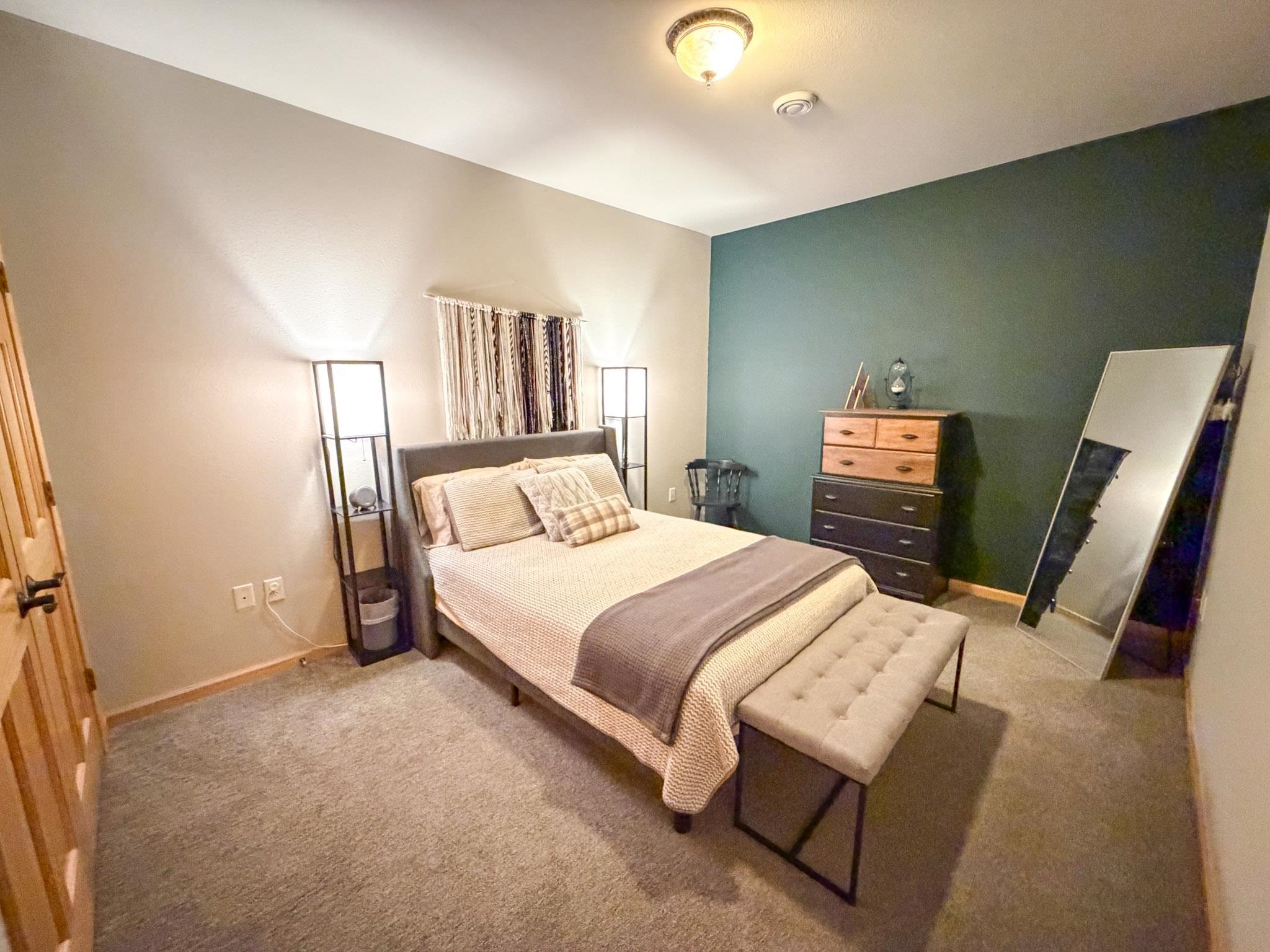 2729 LAKE SHORE DRIVE, Ashland, Wisconsin 54806, 2 Bedrooms Bedrooms, ,2 BathroomsBathrooms,Residential,For Sale,2729 LAKE SHORE DRIVE,22604405