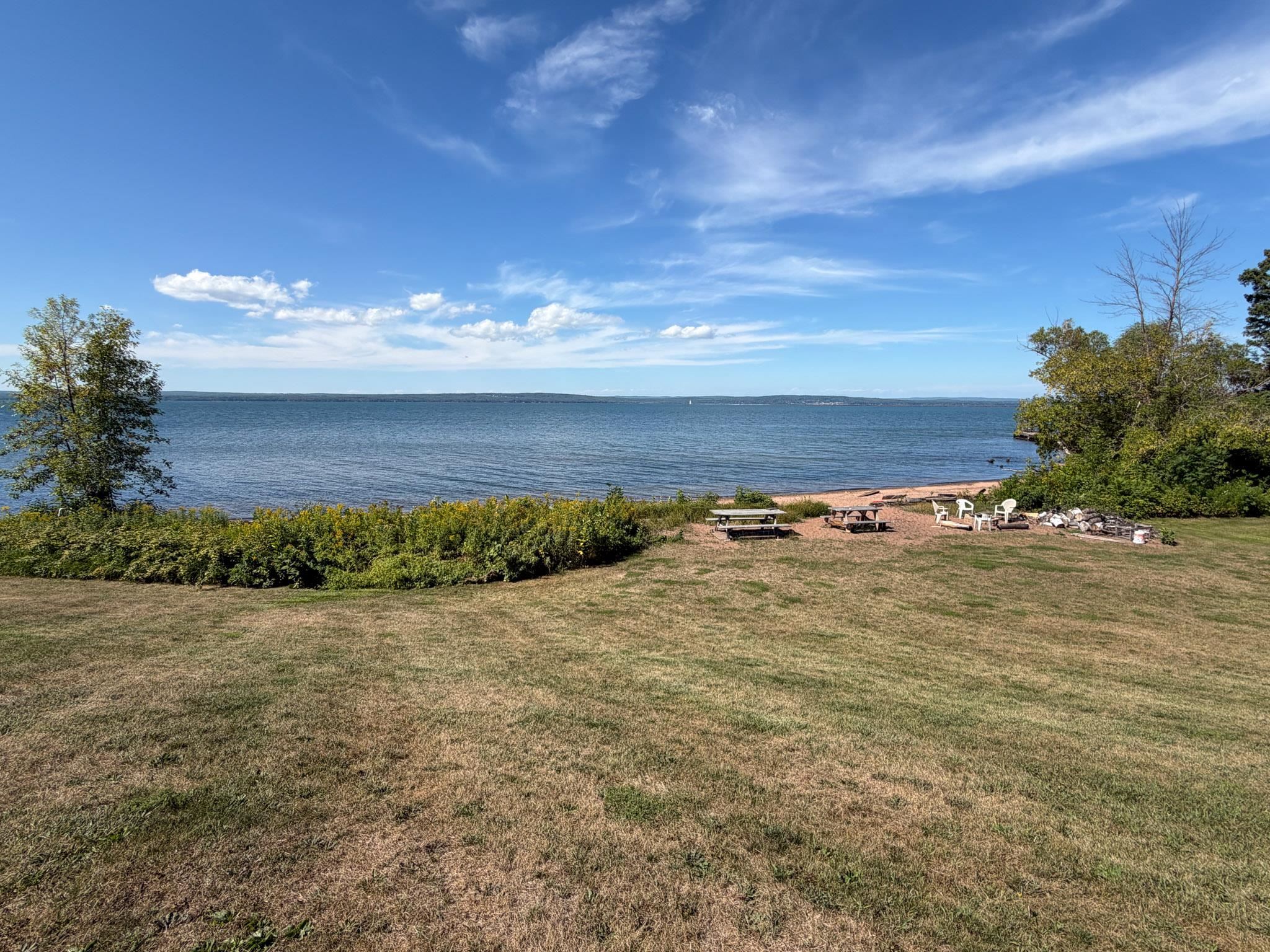 2729 LAKE SHORE DRIVE, Ashland, Wisconsin 54806, 2 Bedrooms Bedrooms, ,2 BathroomsBathrooms,Residential,For Sale,2729 LAKE SHORE DRIVE,22604405