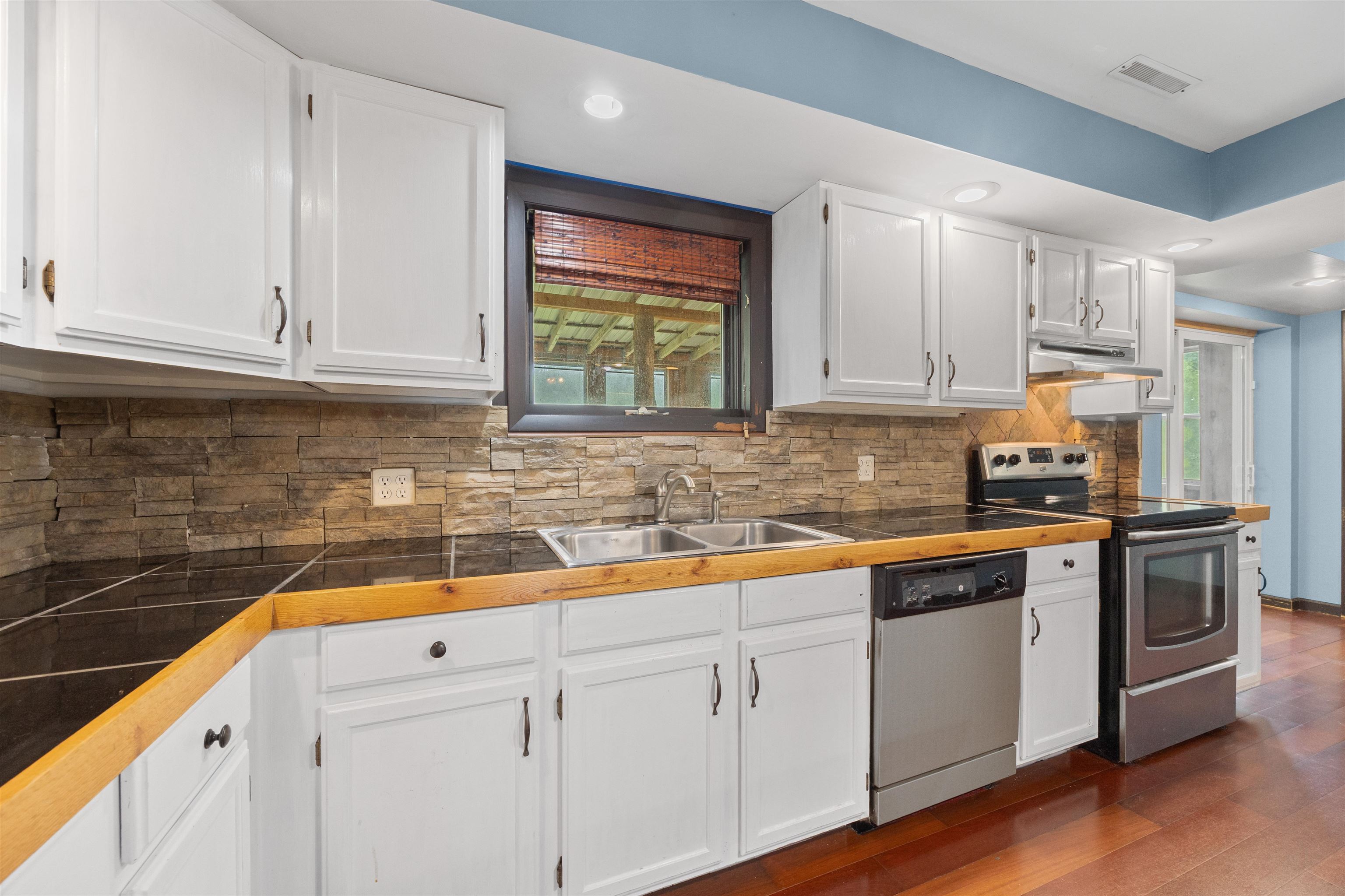 1508 STATE HIGHWAY 66 WEST, Stevens Point, Wisconsin 54481, 3 Bedrooms Bedrooms, ,2 BathroomsBathrooms,Residential,For Sale,1508 STATE HIGHWAY 66 WEST,22604407